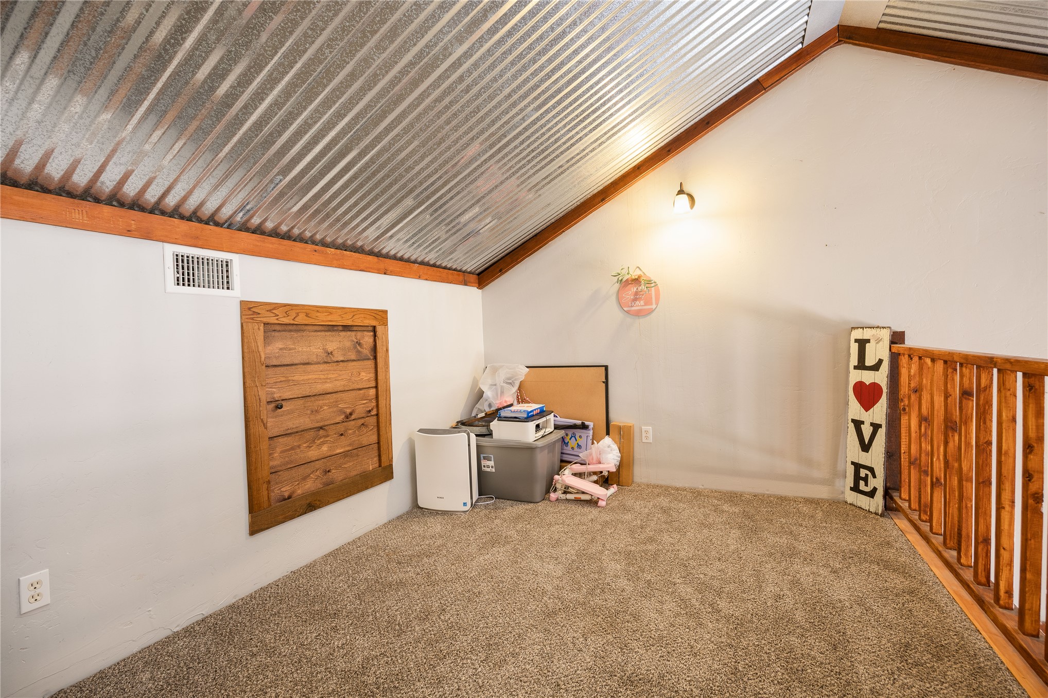 1099 N 4293 Road Property Photo 11