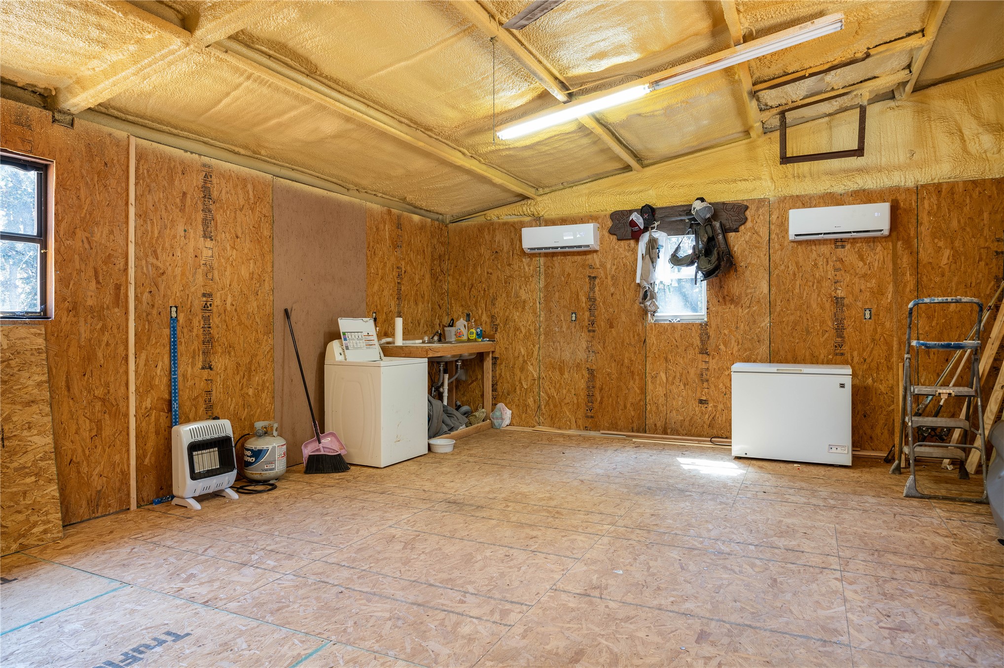 1099 N 4293 Road Property Photo 20