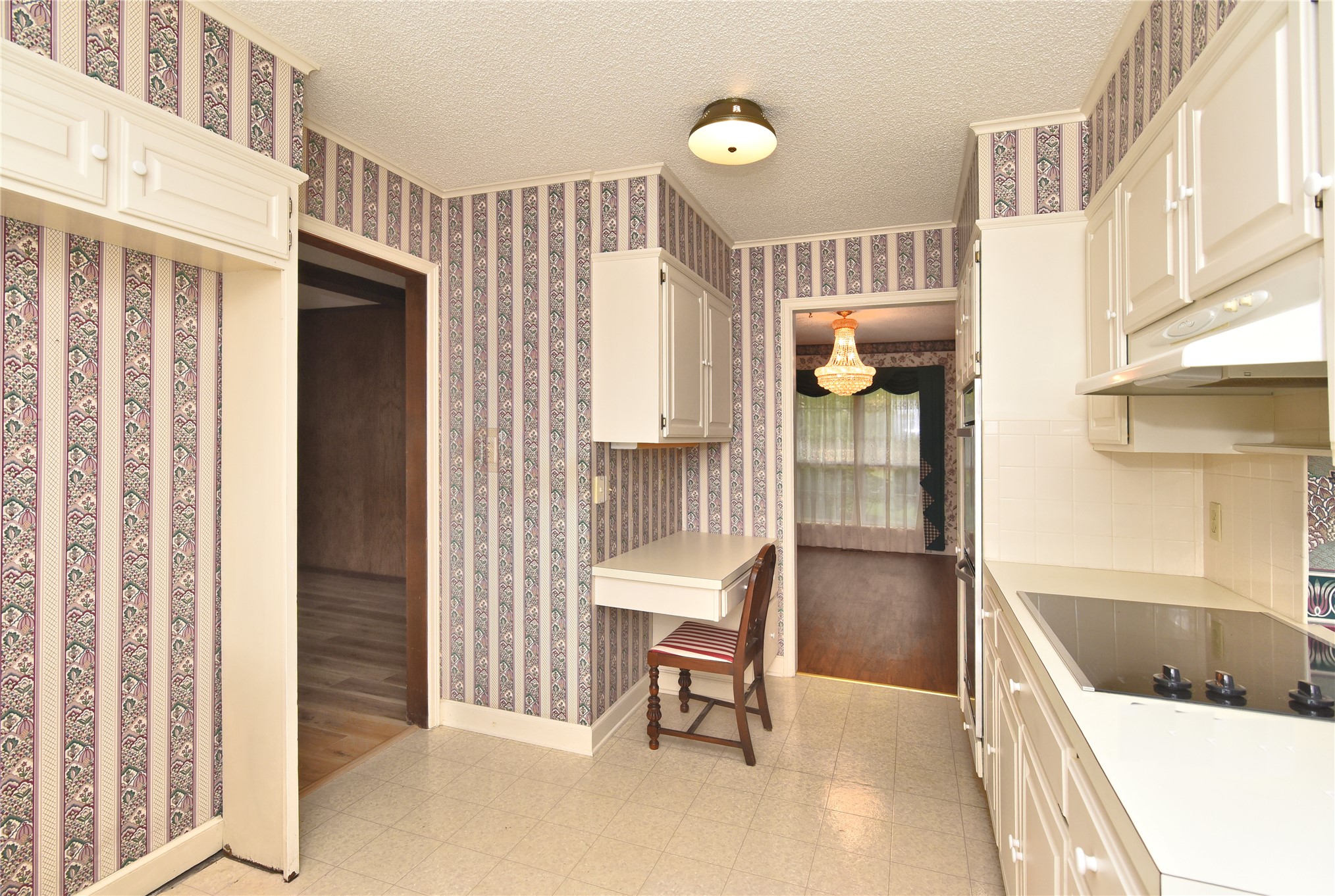 3512 E 70th Place Property Photo 12