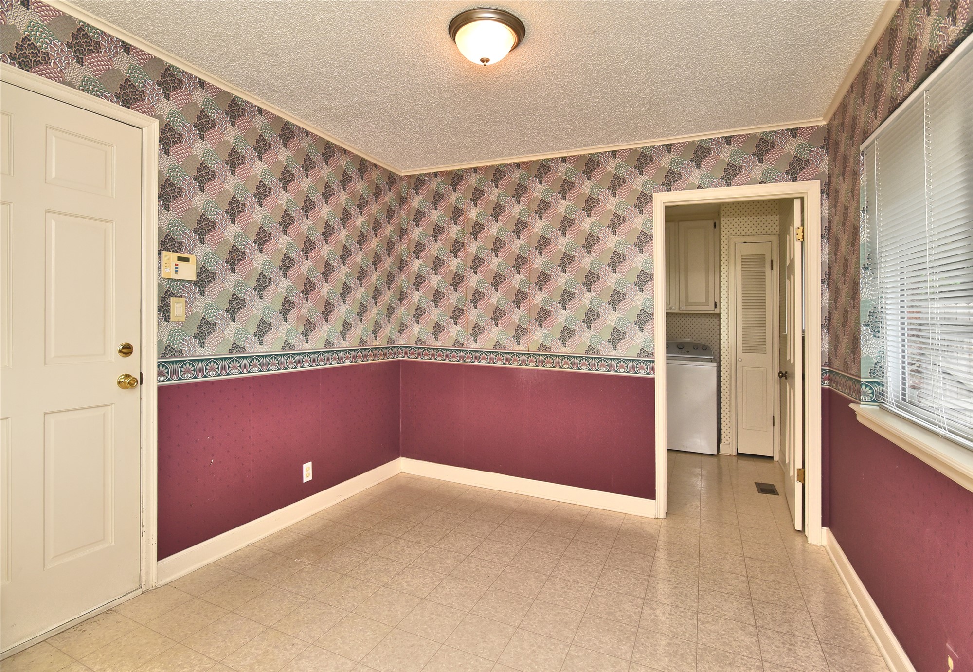 3512 E 70th Place Property Photo 15