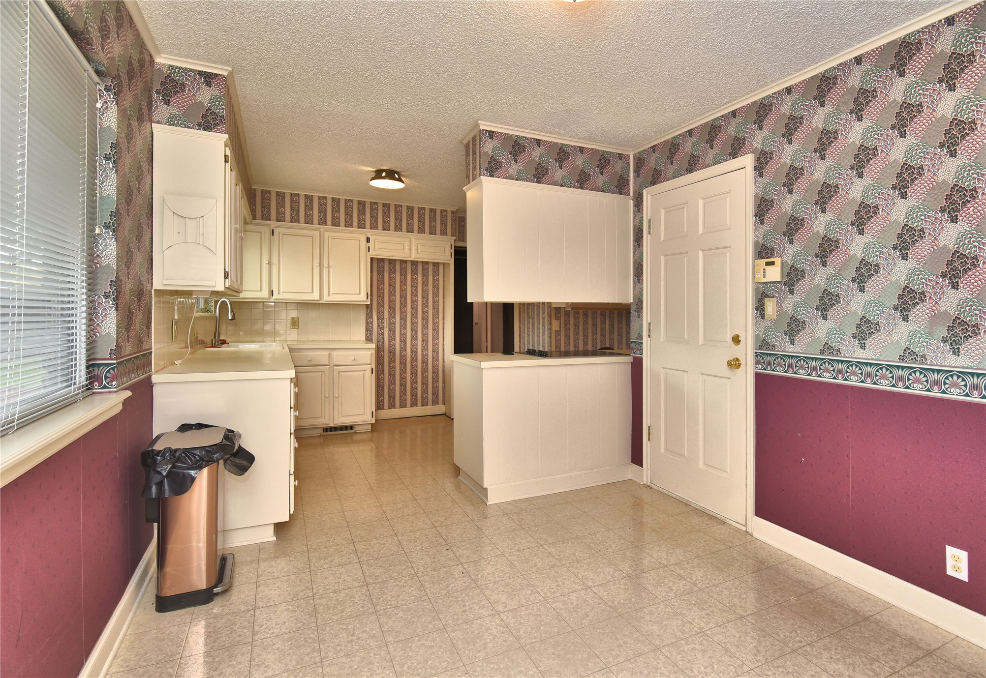 3512 E 70th Place Property Photo 16
