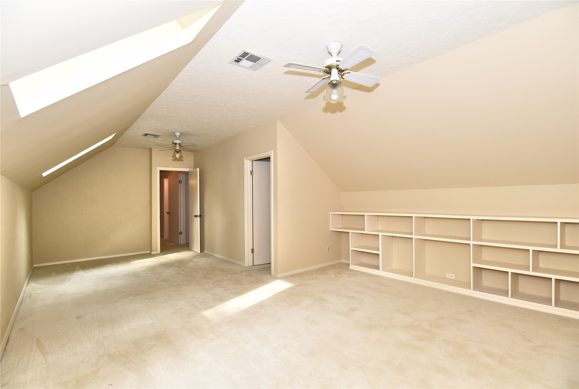 3512 E 70th Place Property Photo 31