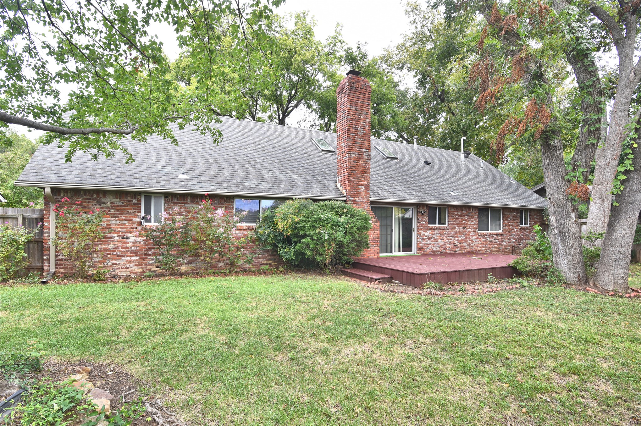 3512 E 70th Place Property Photo 37