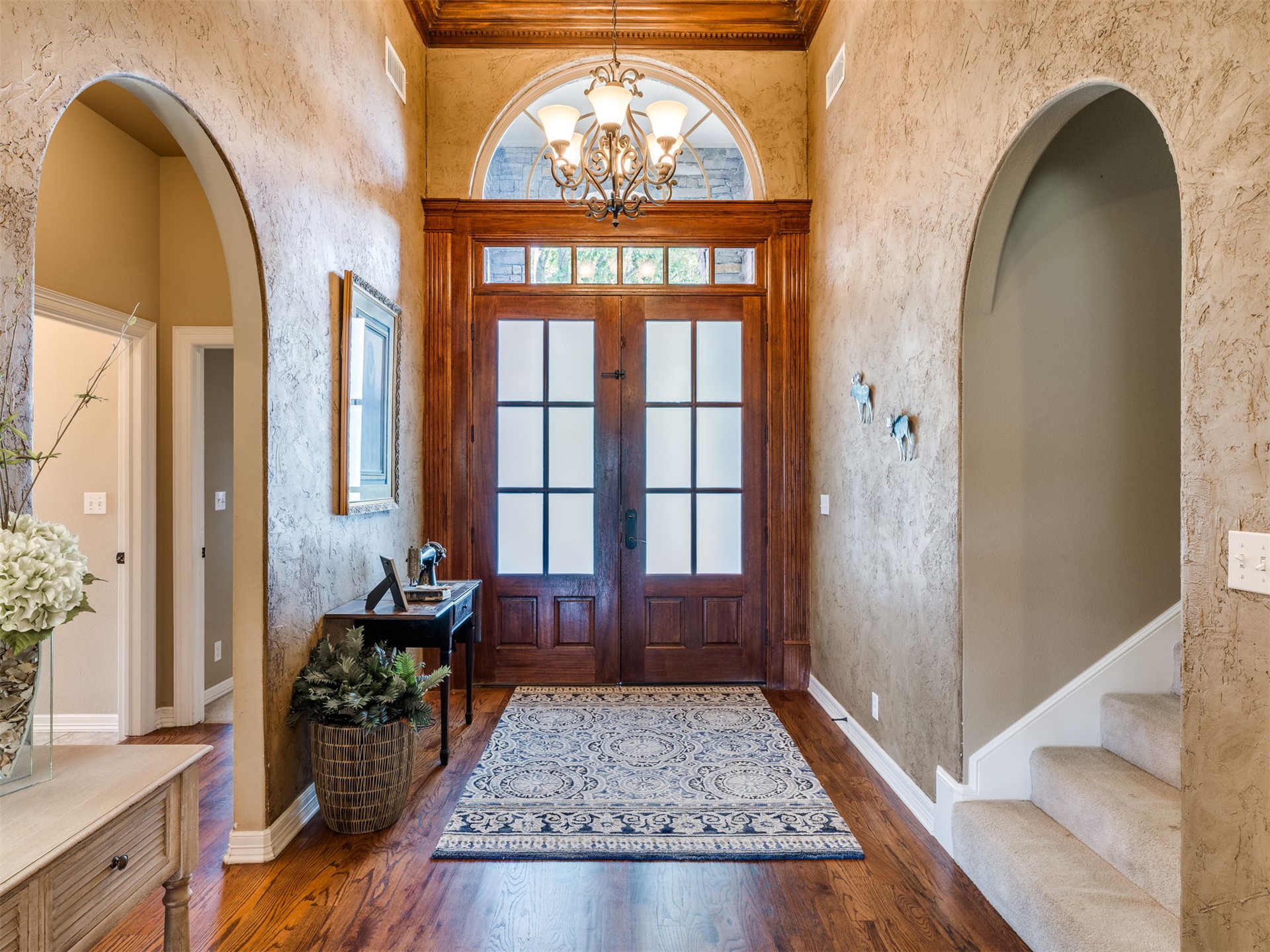 421 W 77th Street Property Photo 4