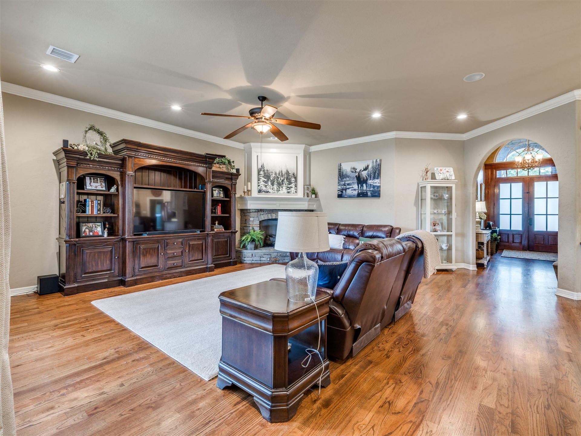 421 W 77th Street Property Photo 13