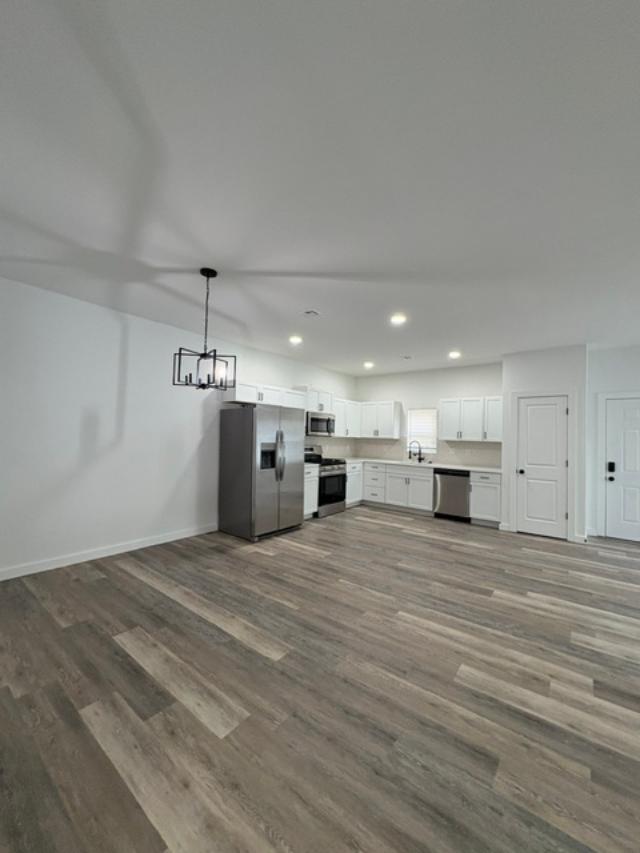 517 S Independence Street Property Photo 4