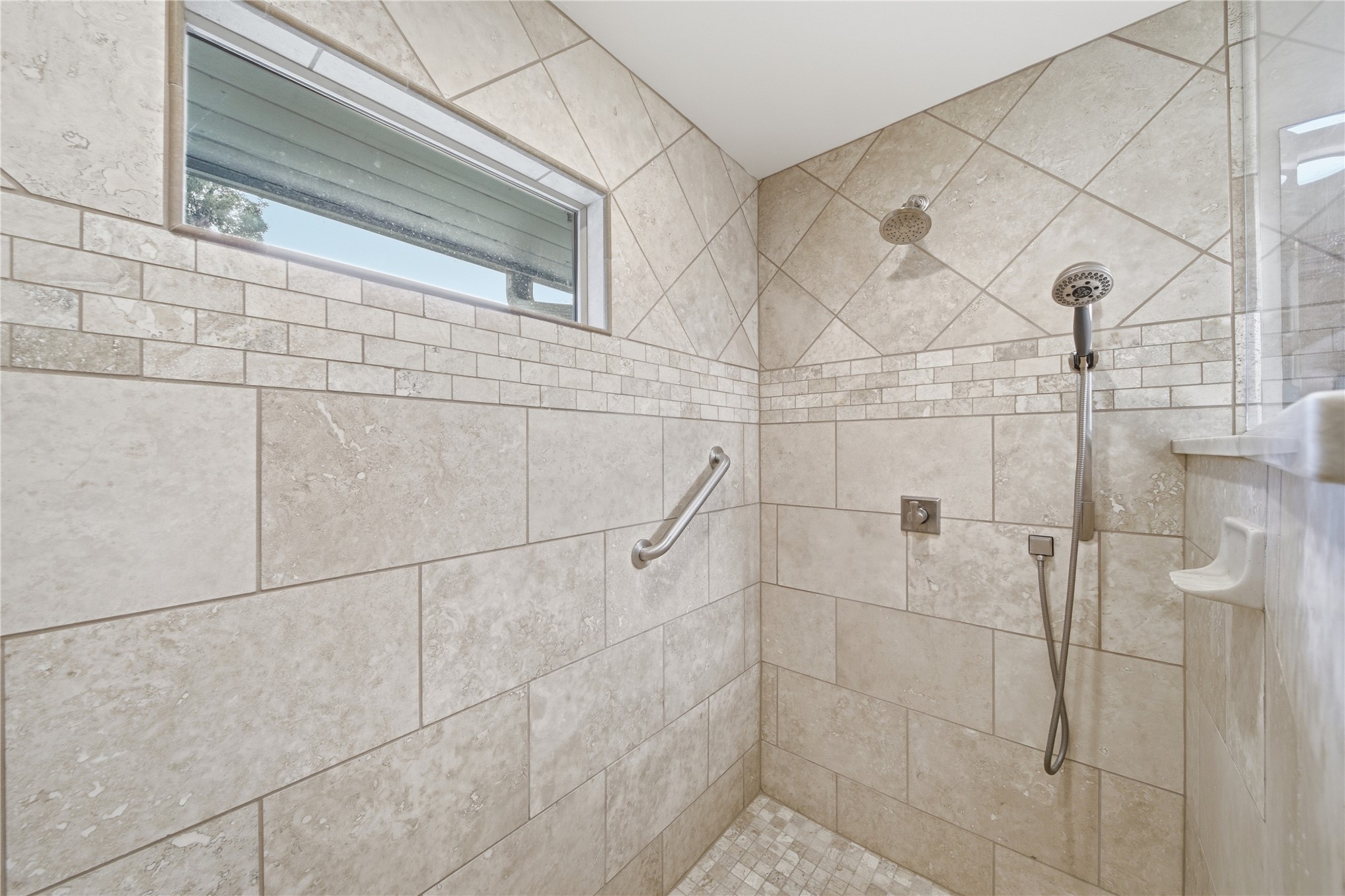 3701 Atlanta Avenue S Property Photo 37