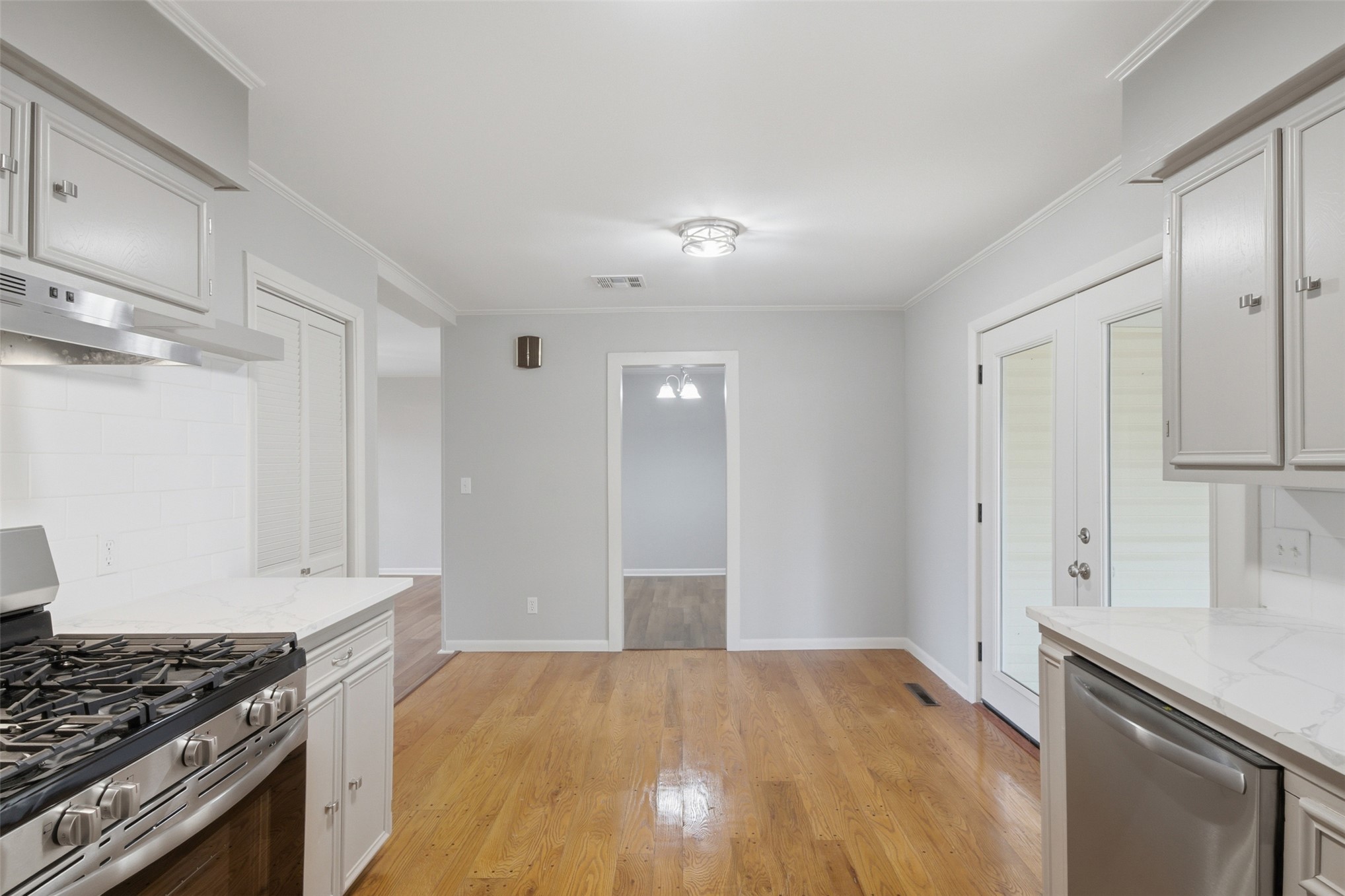 608 Se 6th Street Property Photo 16