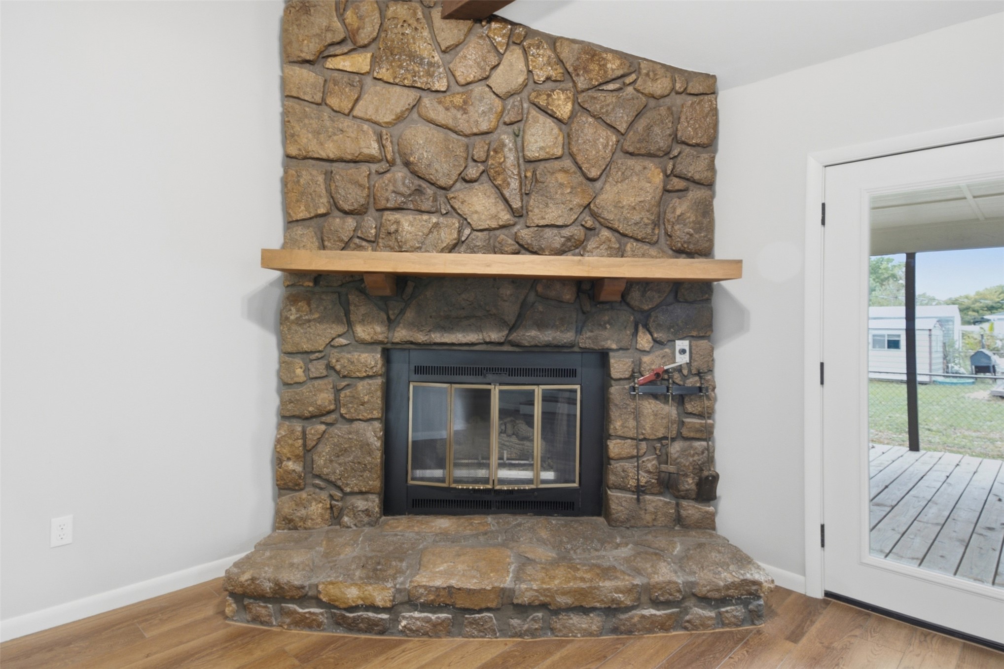 608 Se 6th Street Property Photo 25
