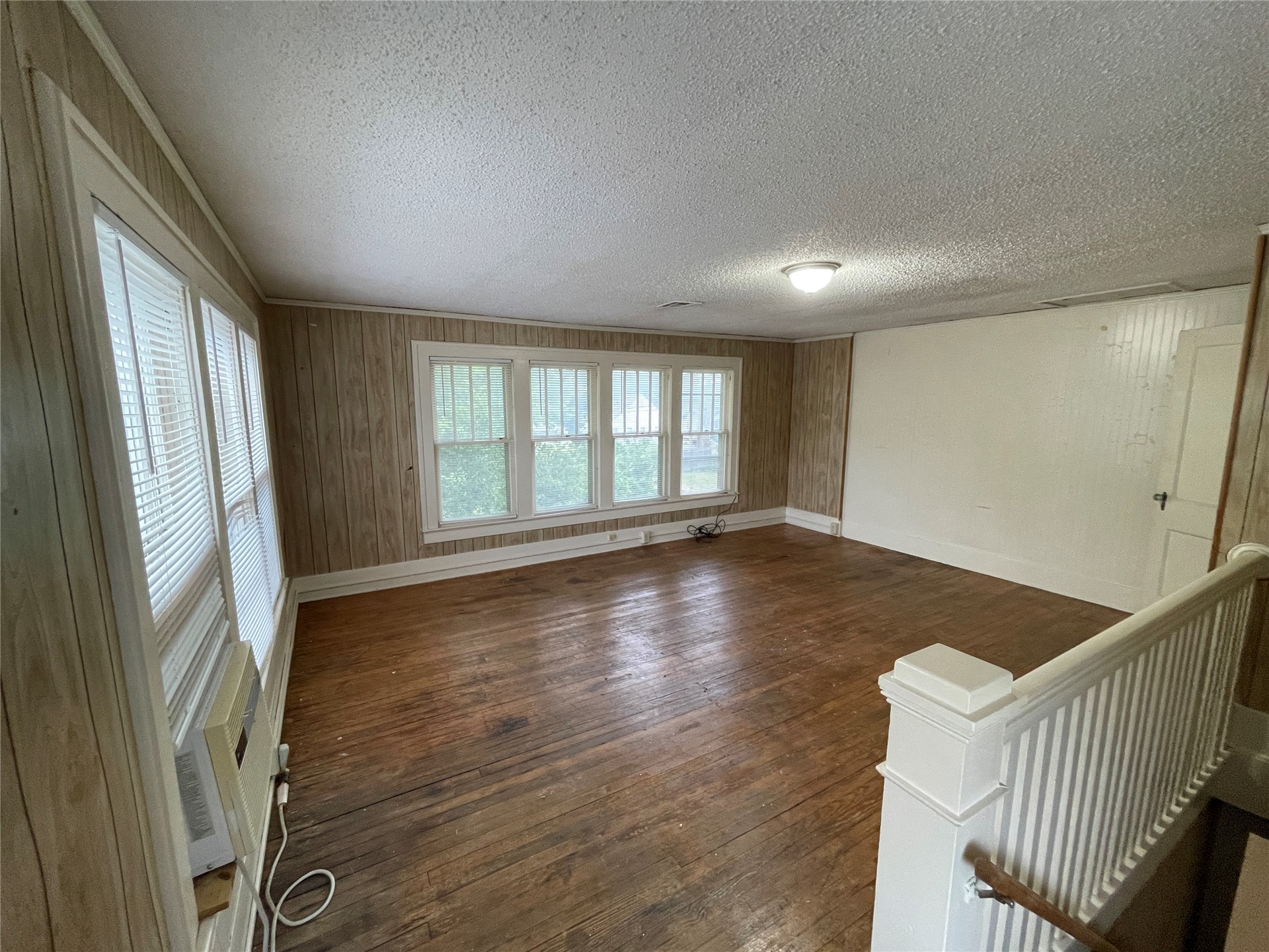 1829 N Denver Avenue Property Photo 11