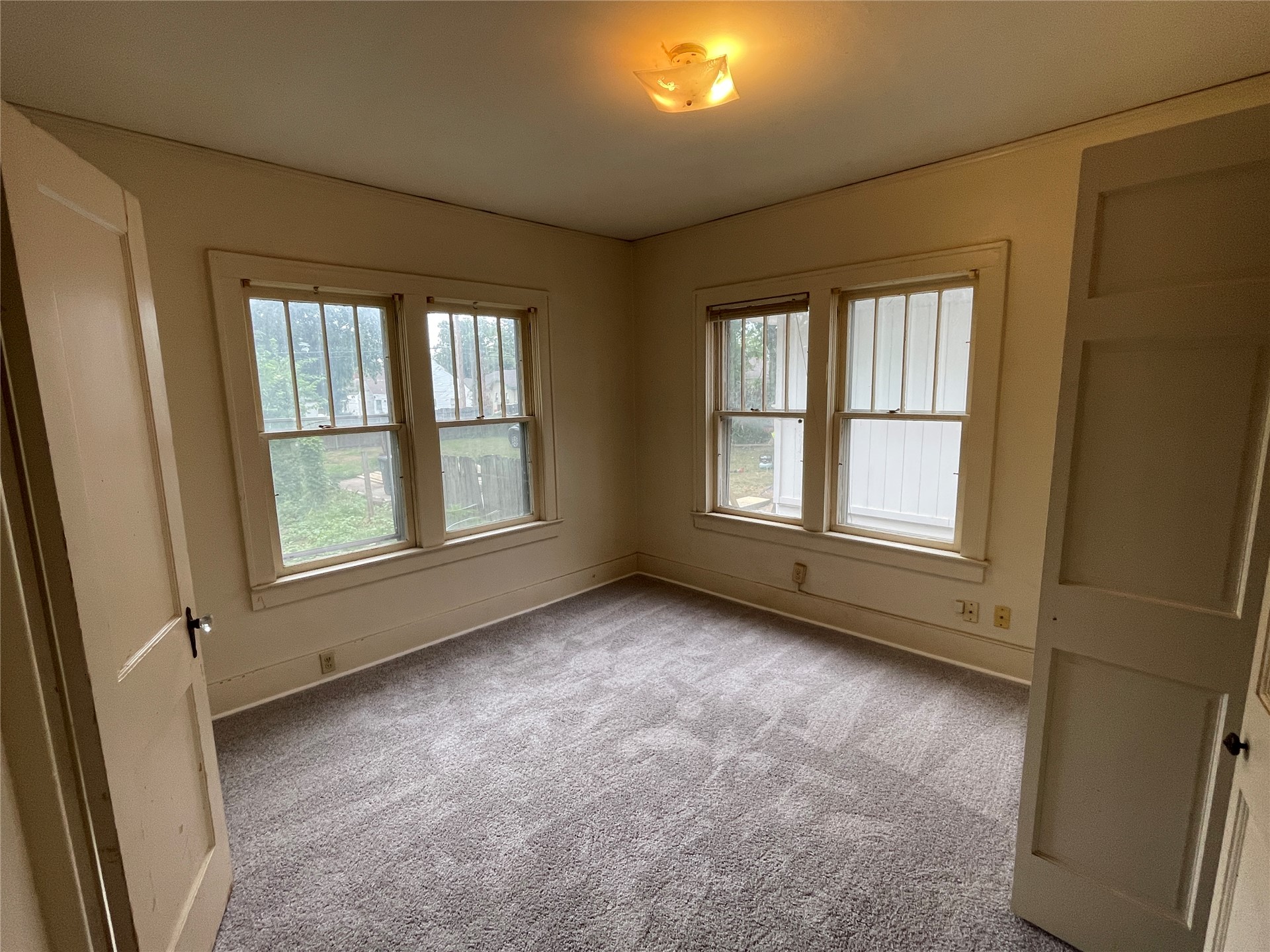 1829 N Denver Avenue Property Photo 24