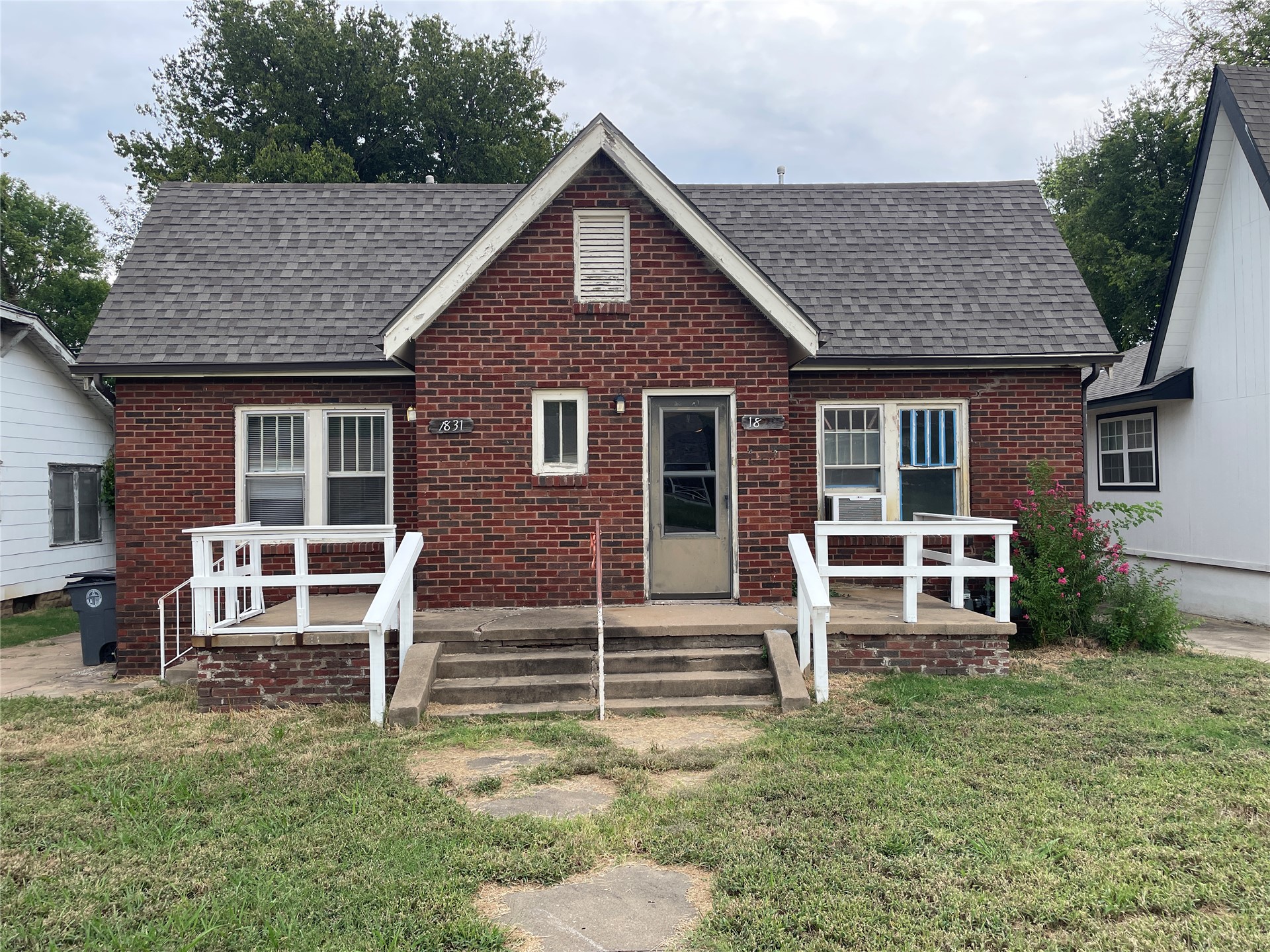 1829 N Denver Avenue Property Photo 30