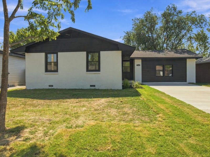 9148 E Latimer Place N Property Photo 1