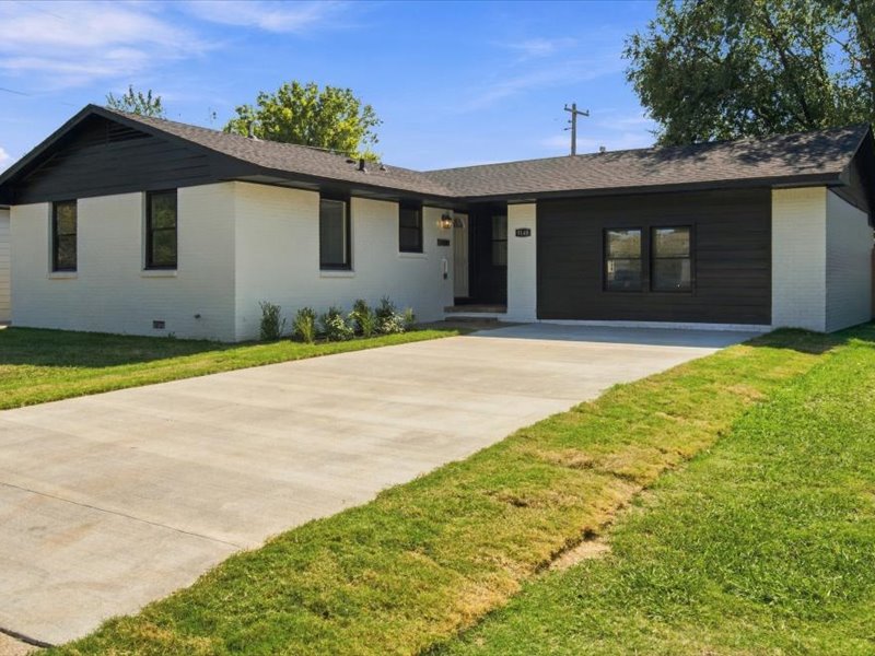 9148 E Latimer Place N Property Photo 2