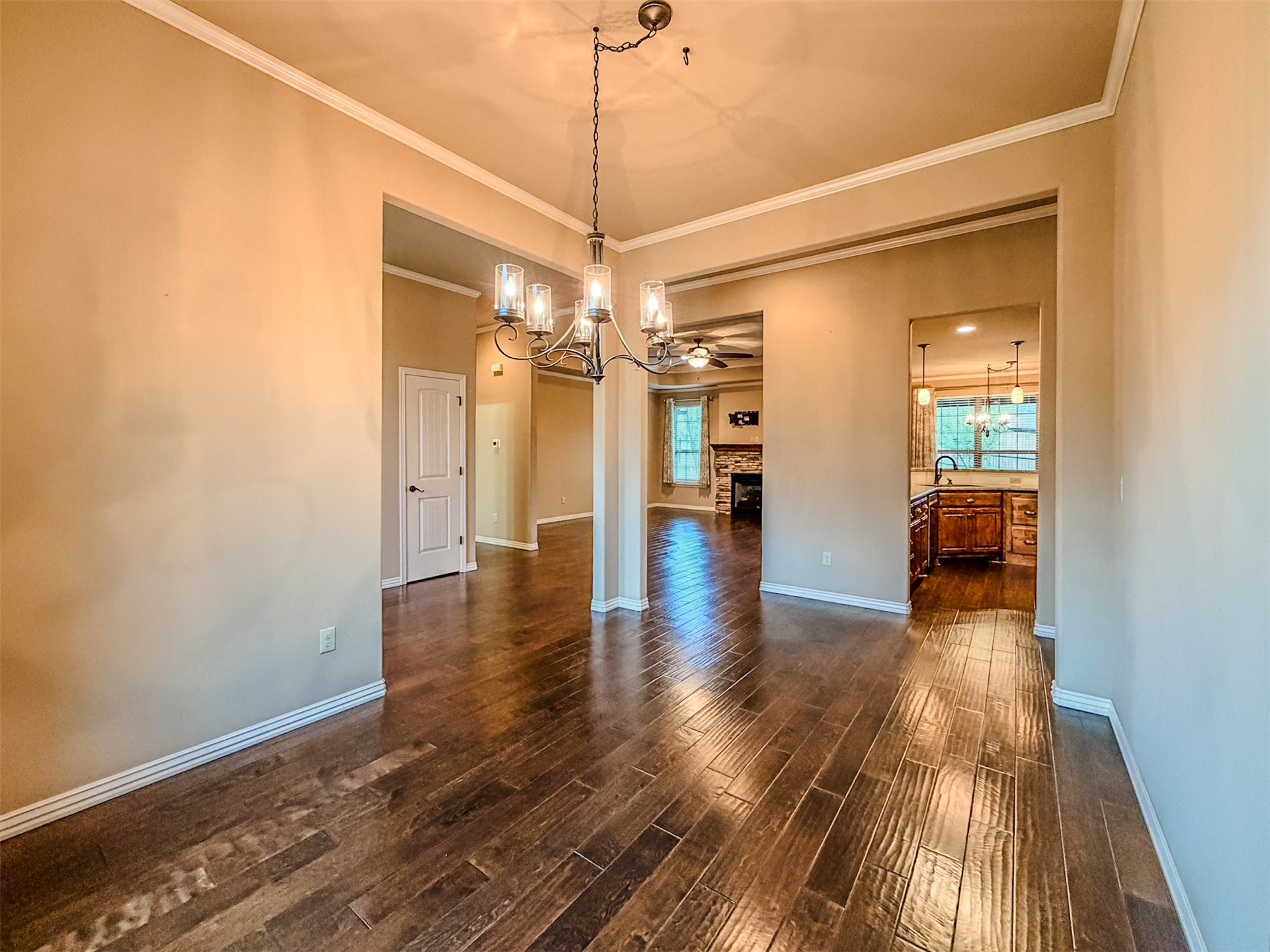 616 Woodlands Drive Property Photo 15