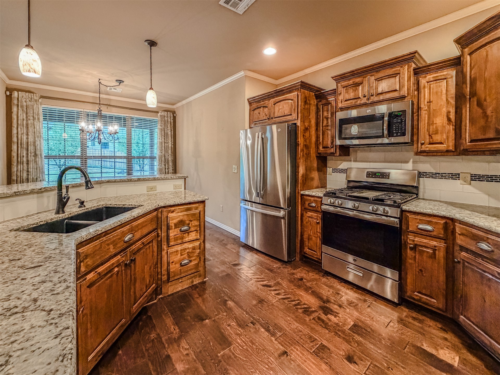 616 Woodlands Drive Property Photo 28