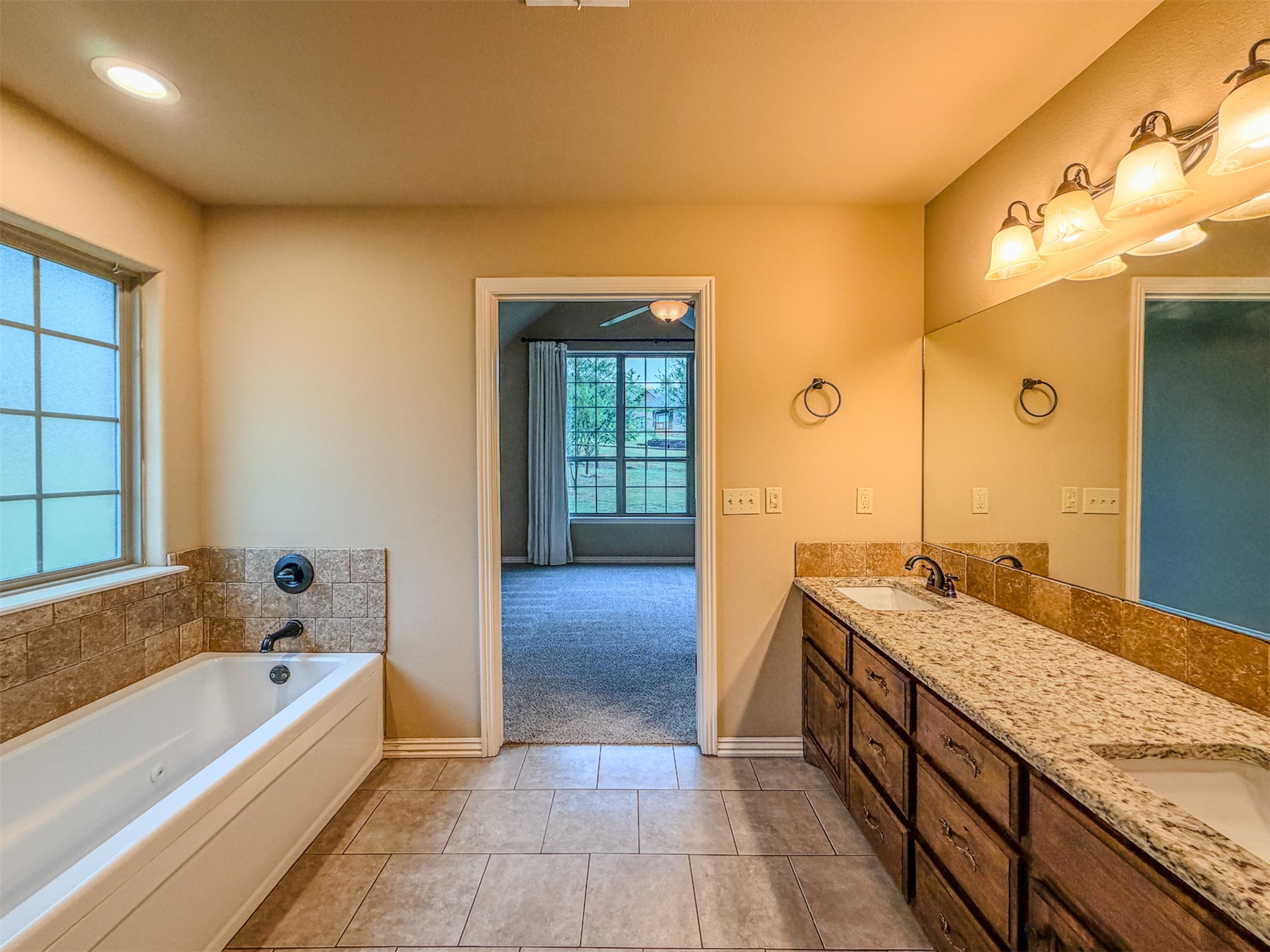 616 Woodlands Drive Property Photo 41