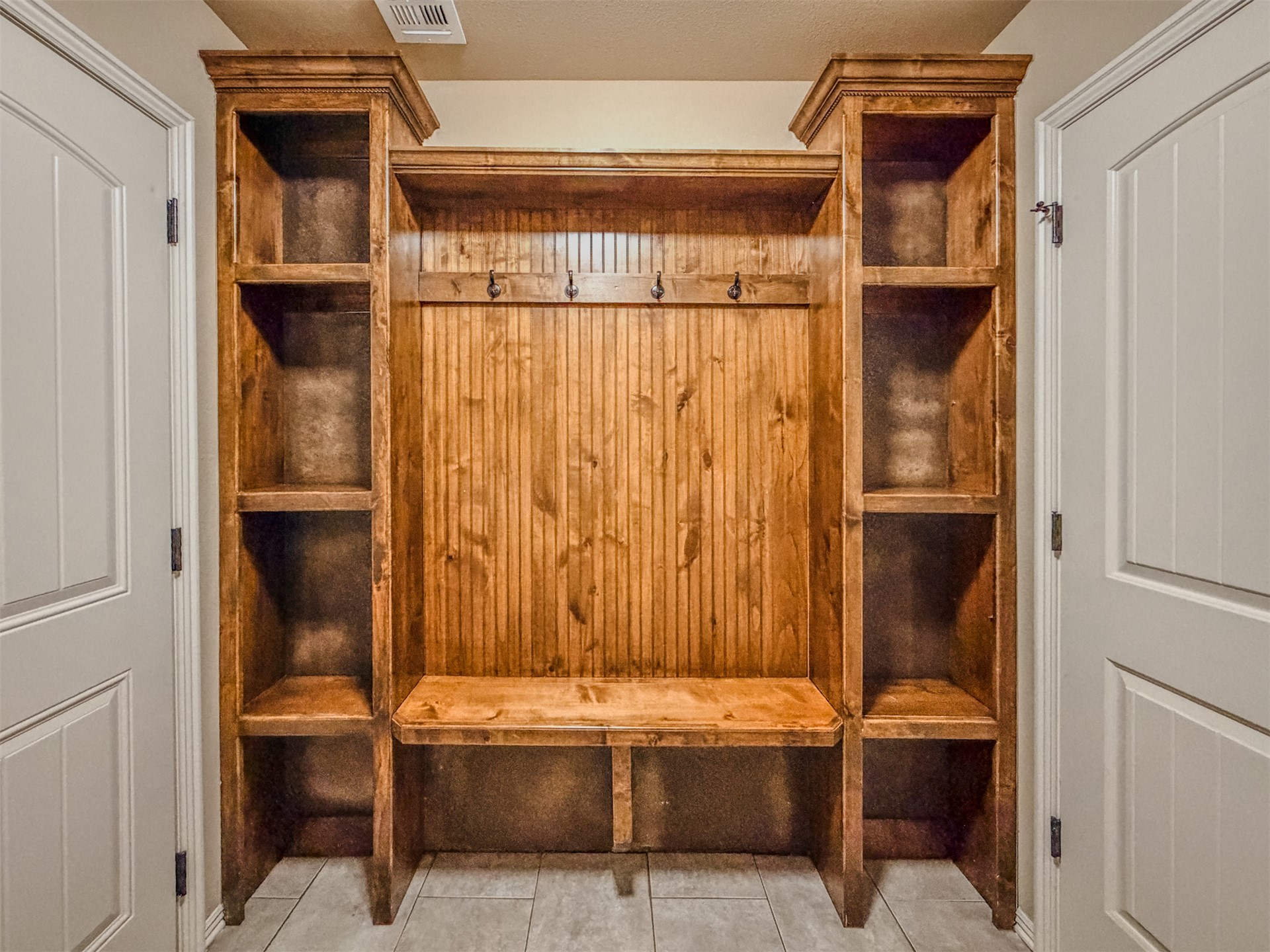 616 Woodlands Drive Property Photo 47