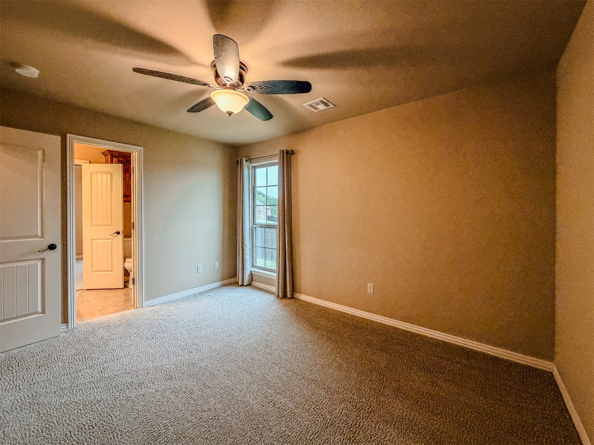 616 Woodlands Drive Property Photo 49