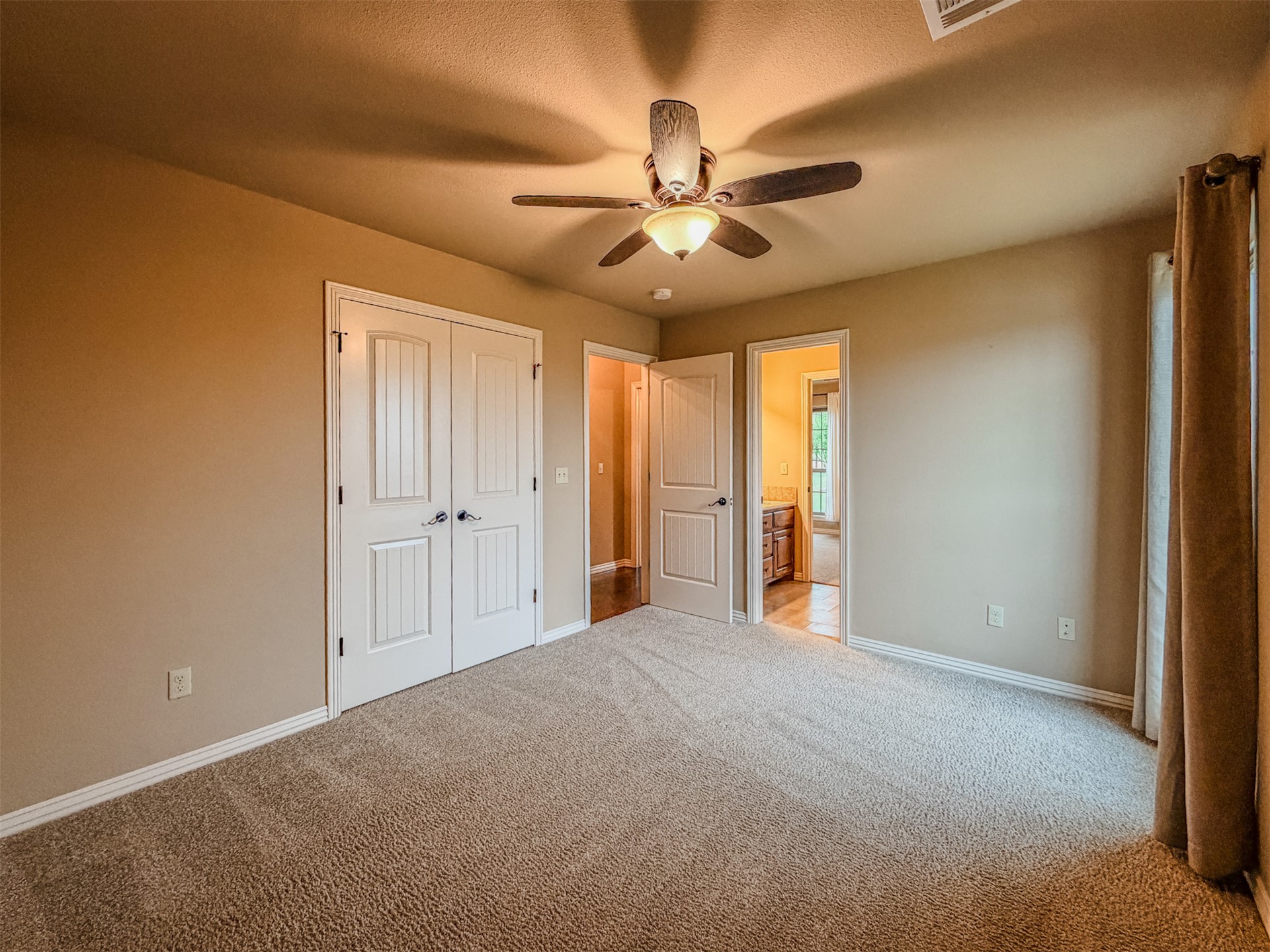 616 Woodlands Drive Property Photo 50