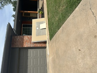 2743 E 53rd Street Property Photo 2