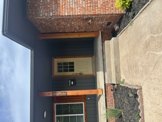 2743 E 53rd Street Property Photo 3