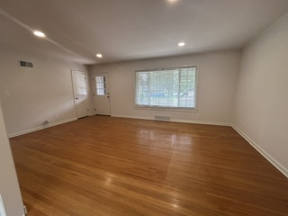 2743 E 53rd Street Property Photo 12