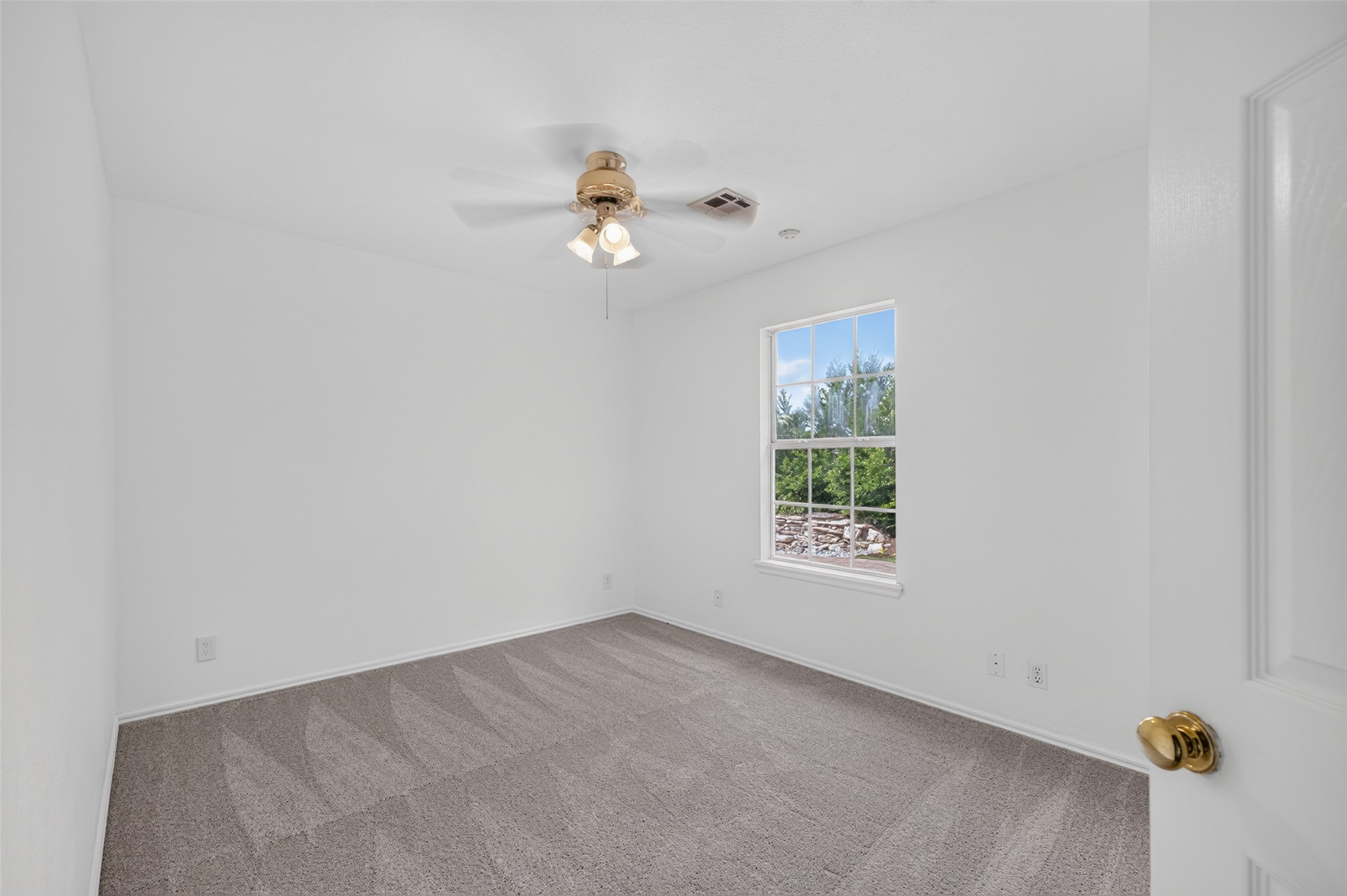 11912 S Gum Avenue Property Photo 24