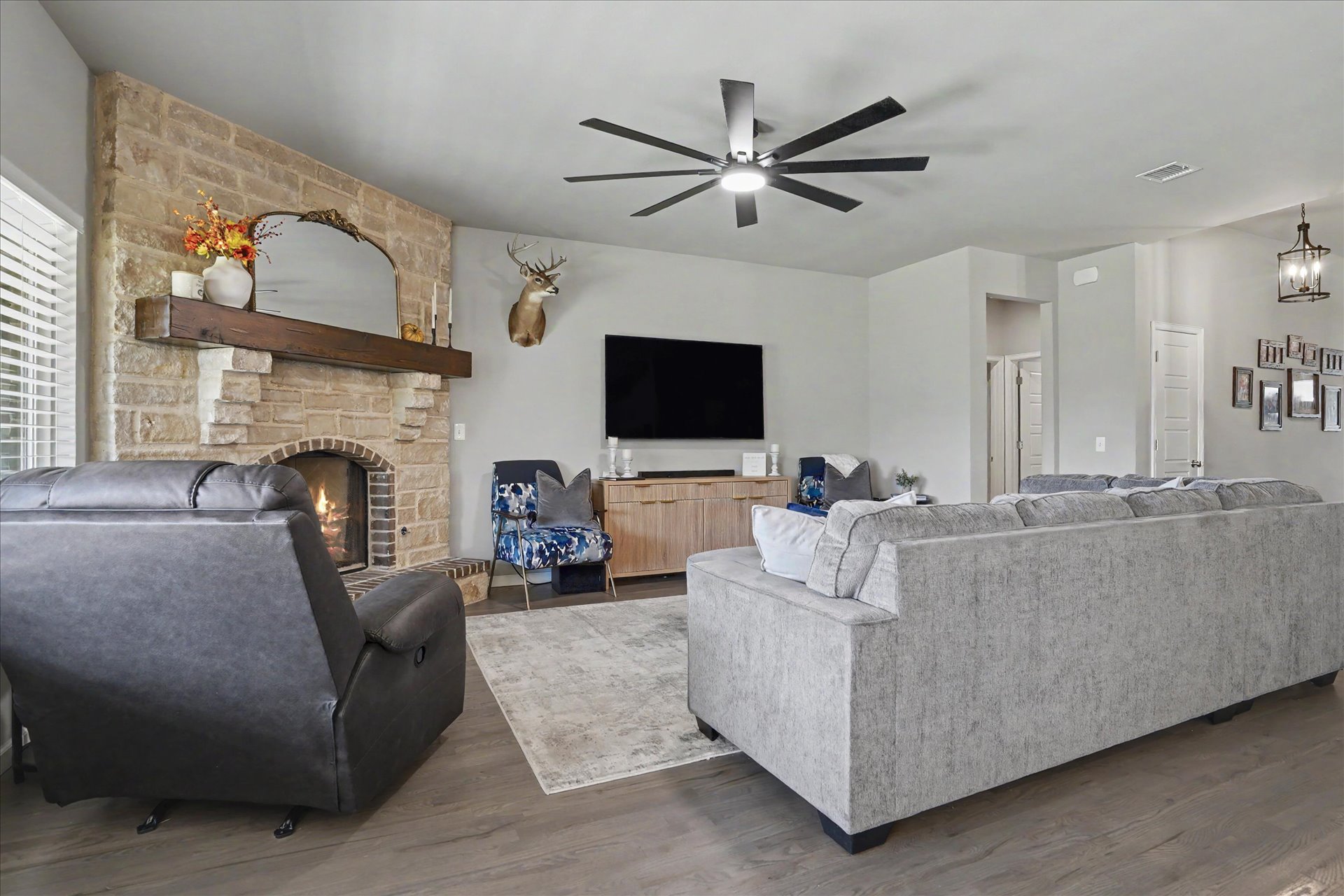 750 E 139th Place Property Photo 14