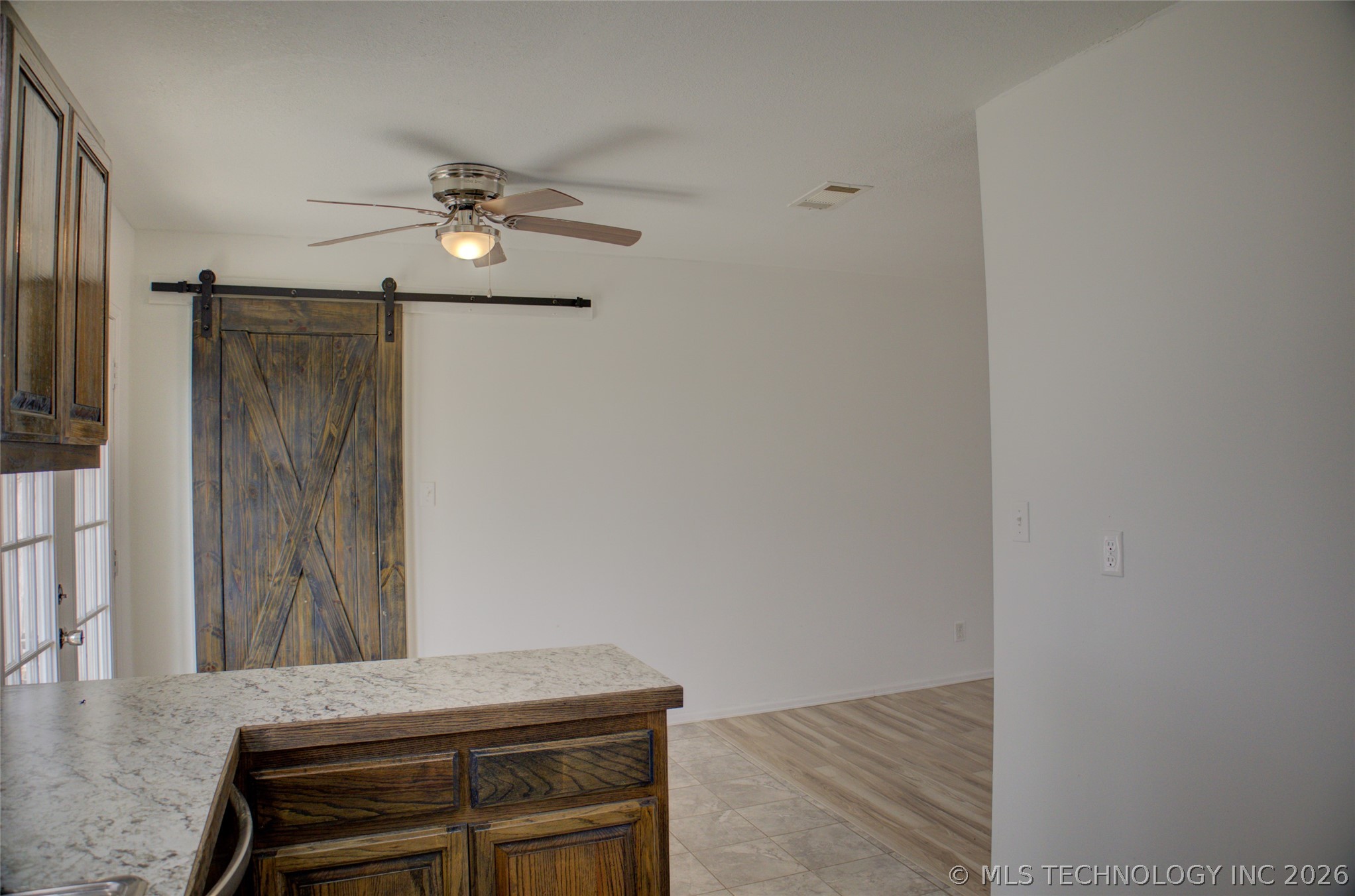 1405 N Lang Street Property Photo 14