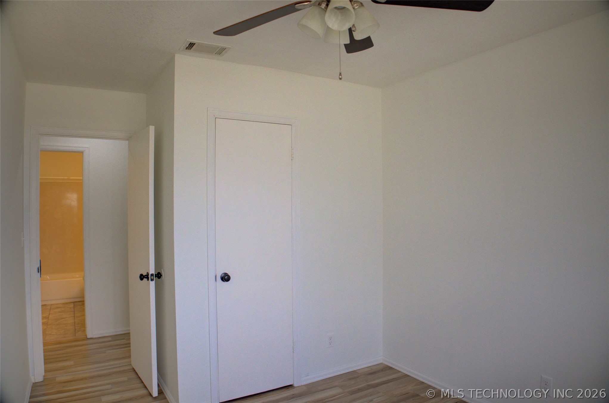 1405 N Lang Street Property Photo 17