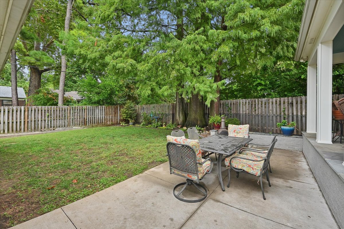 1535 E 34th Street Property Photo 54