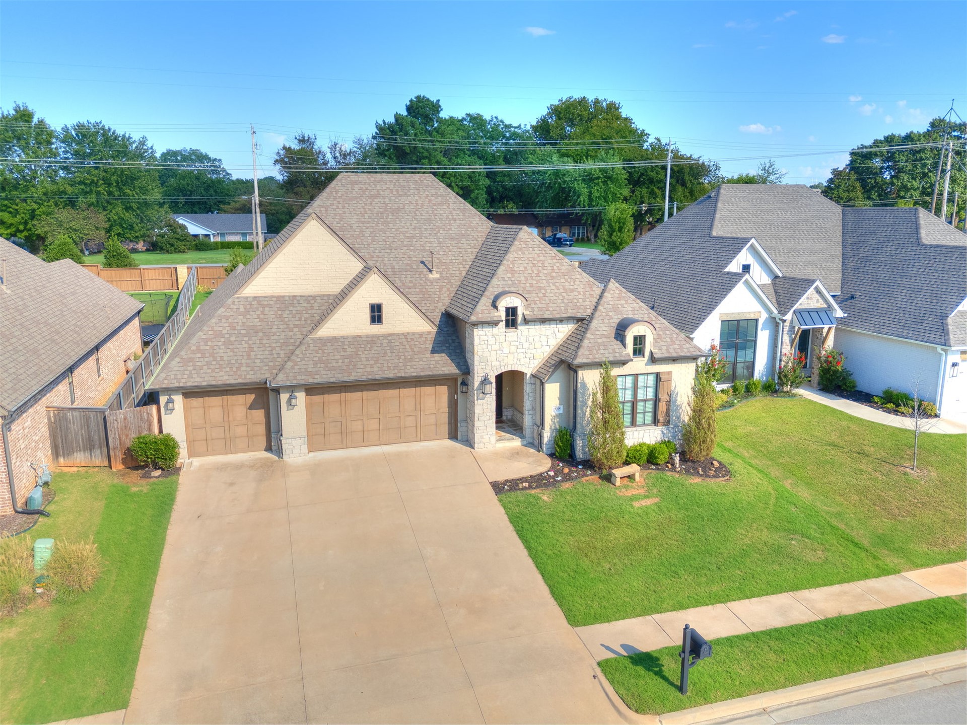 11205 S Redbud Street Property Photo 13