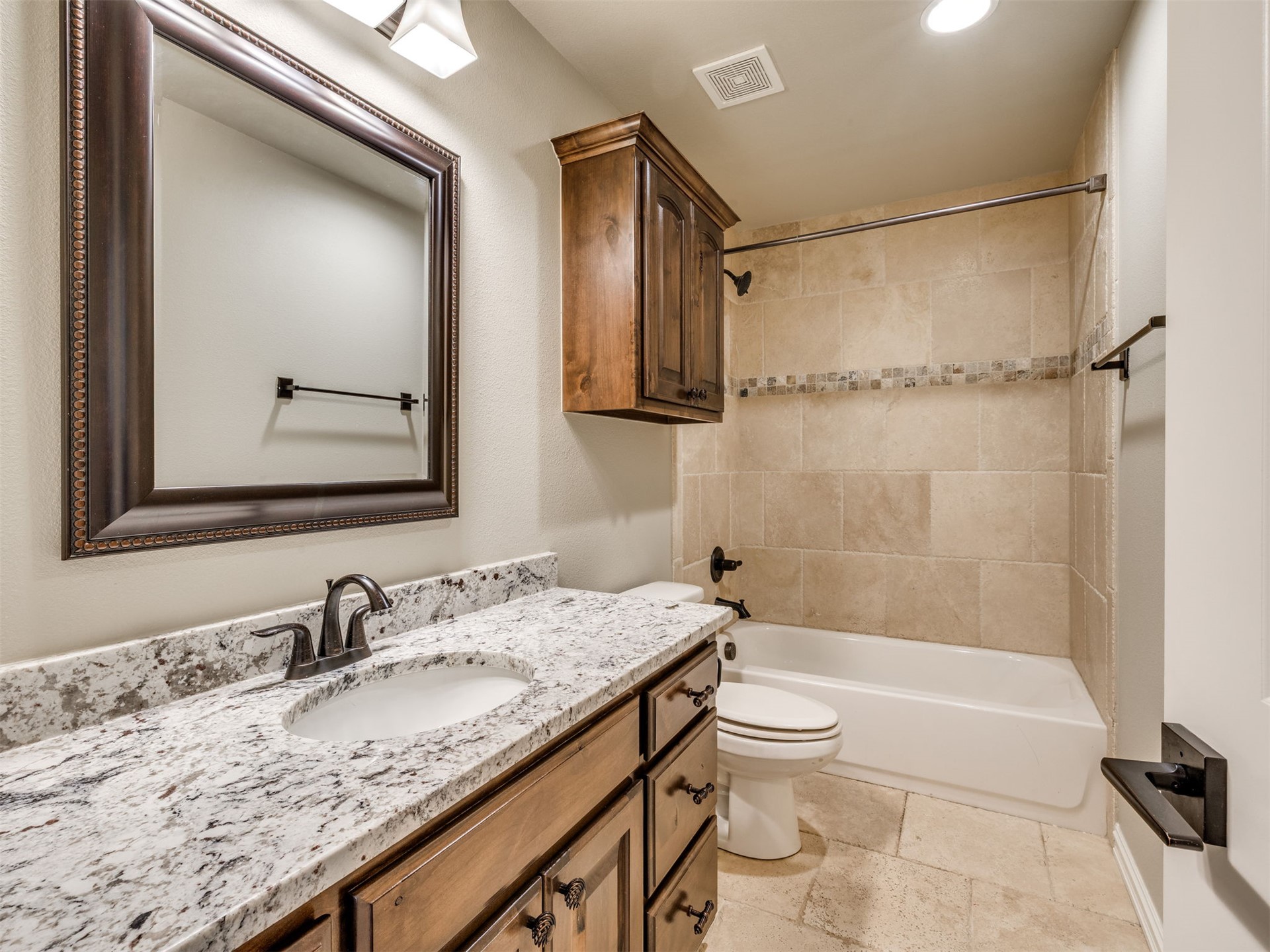 11205 S Redbud Street Property Photo 23