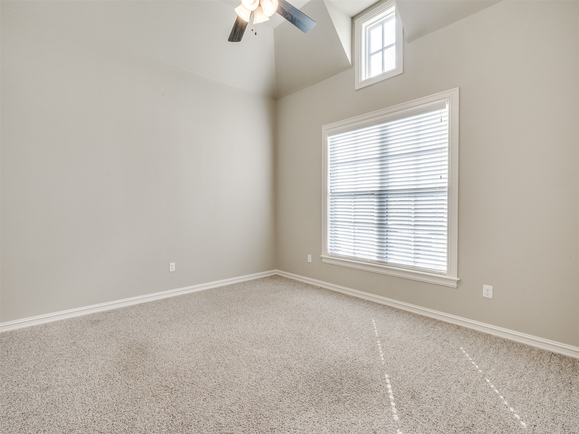 11205 S Redbud Street Property Photo 25