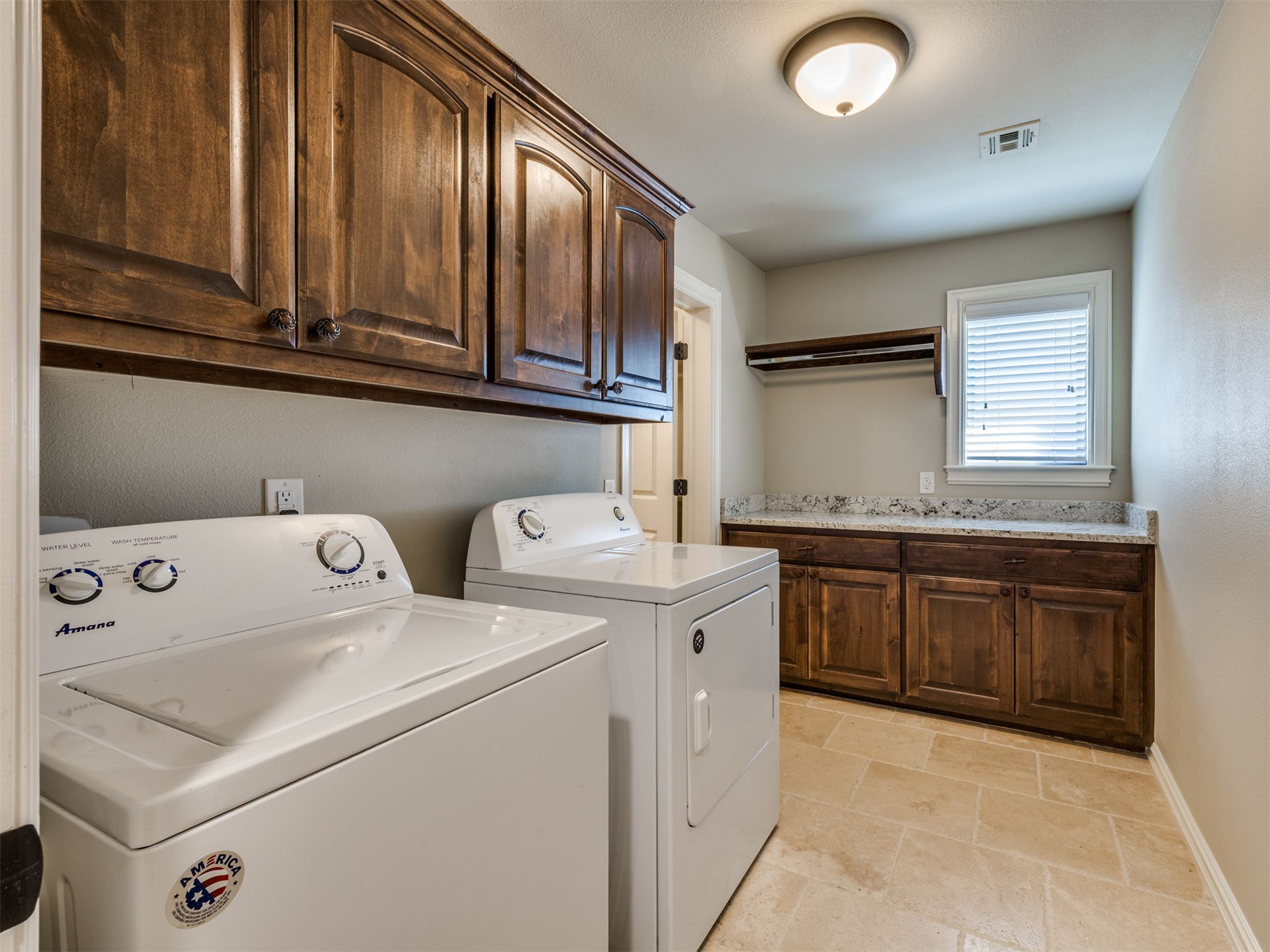 11205 S Redbud Street Property Photo 27