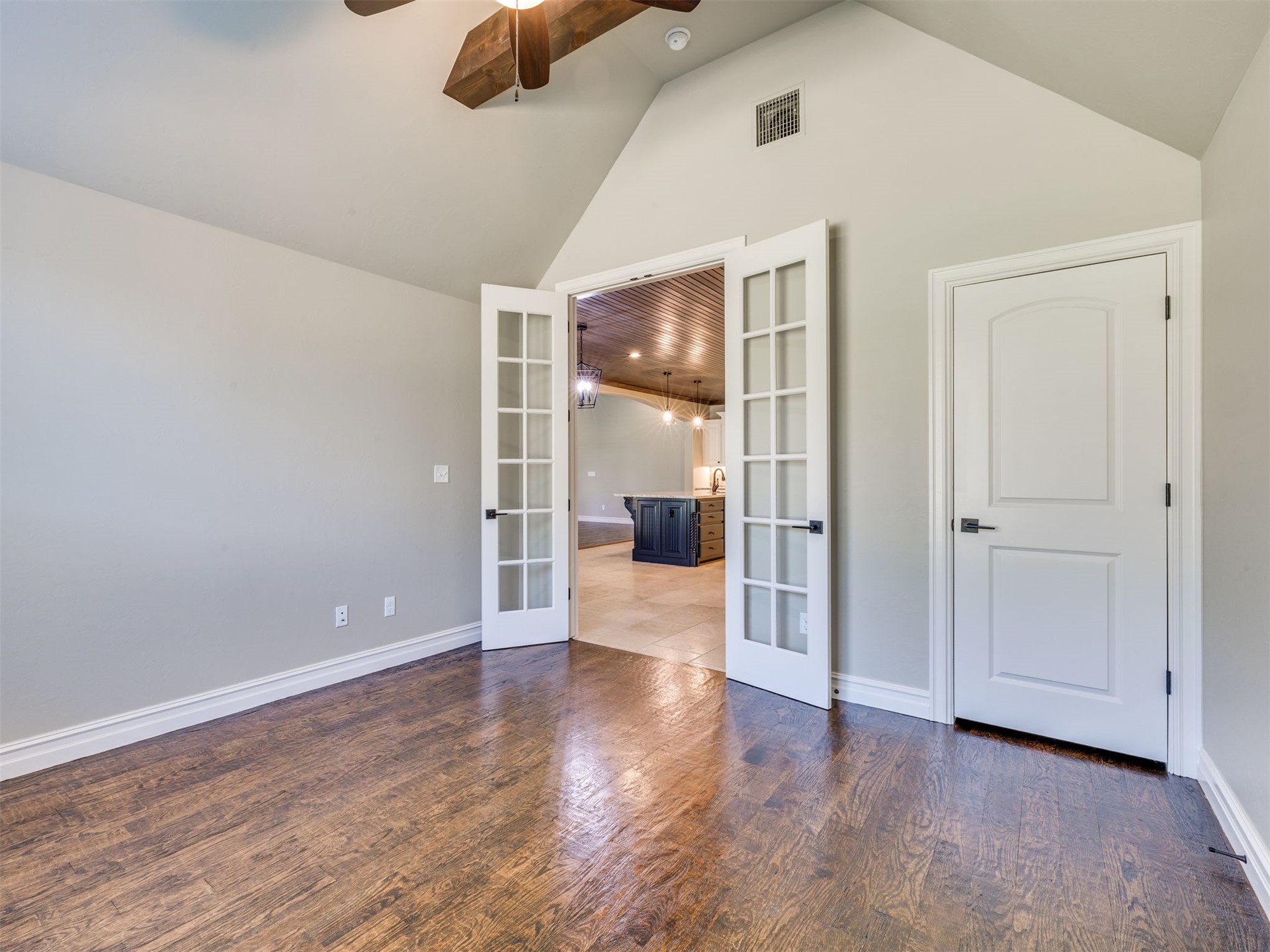 11205 S Redbud Street Property Photo 68