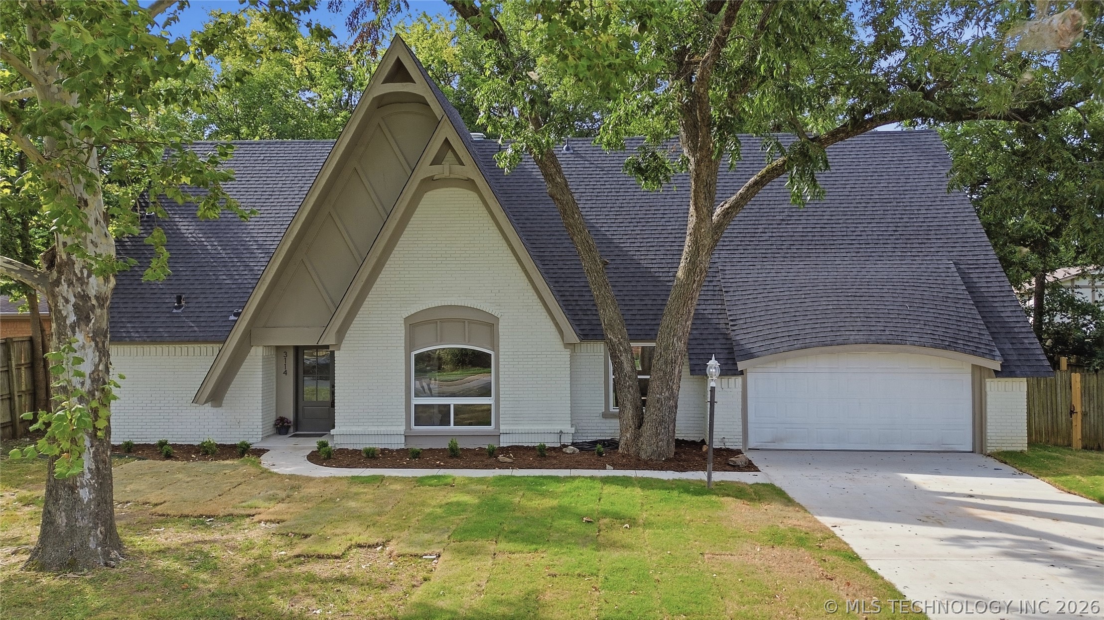 3114 E 78th Place Property Photo 1