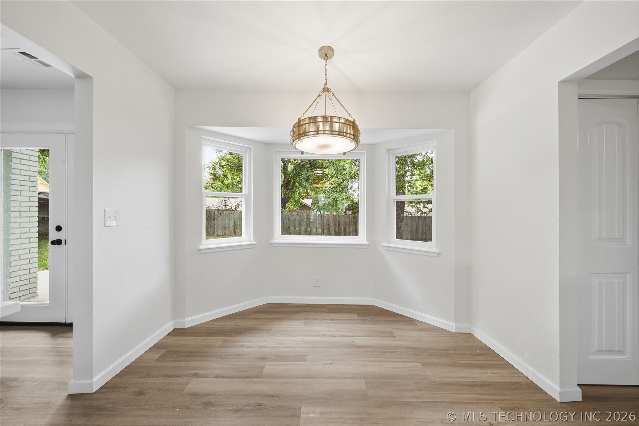 3114 E 78th Place Property Photo 11