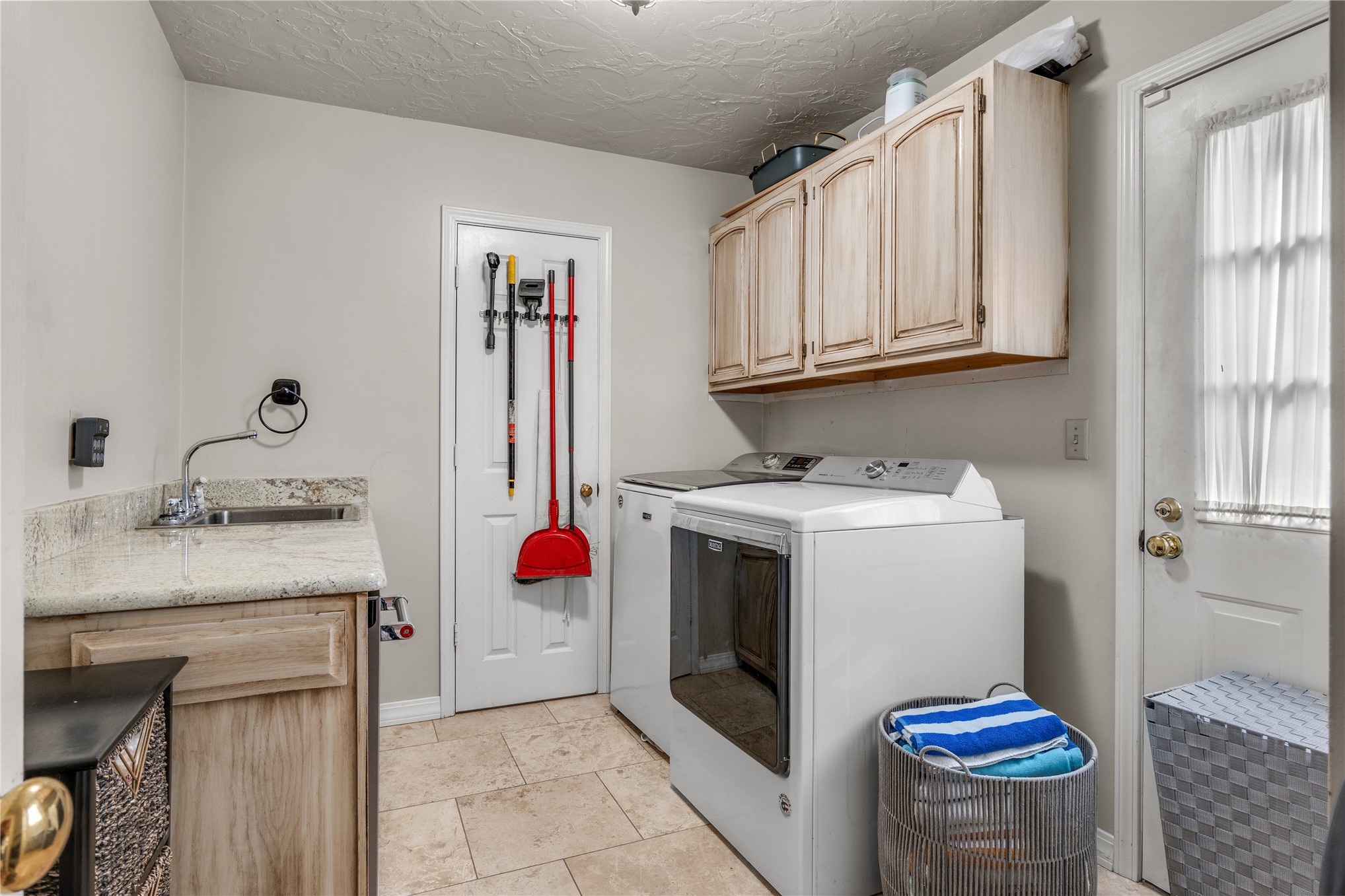 2410 St Andrews Court Property Photo 26