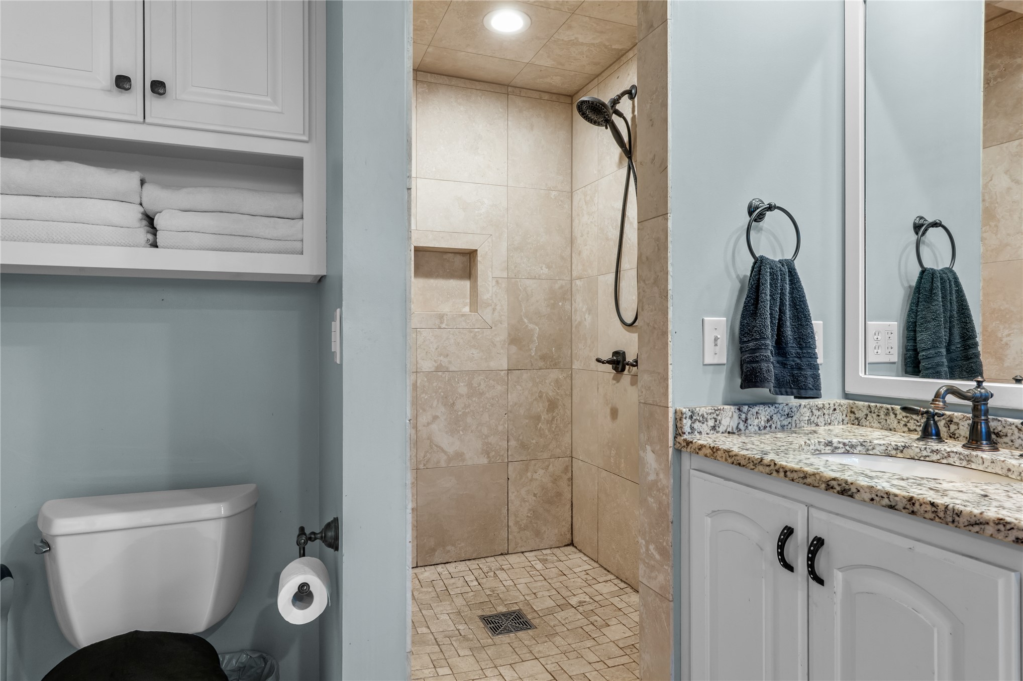 2410 St Andrews Court Property Photo 44
