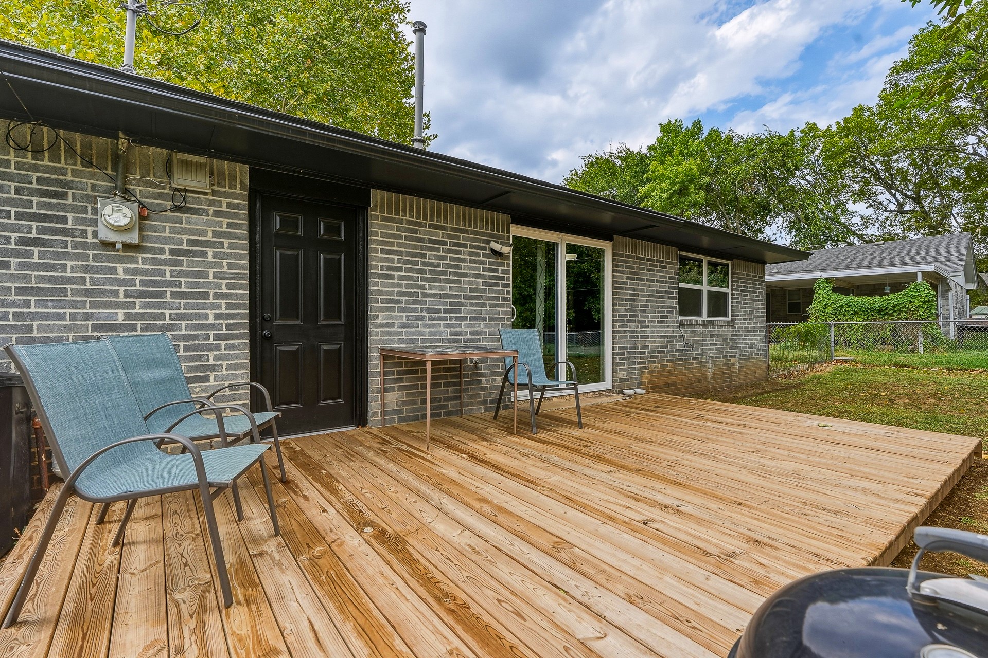 905 Charles Drive Property Photo 24