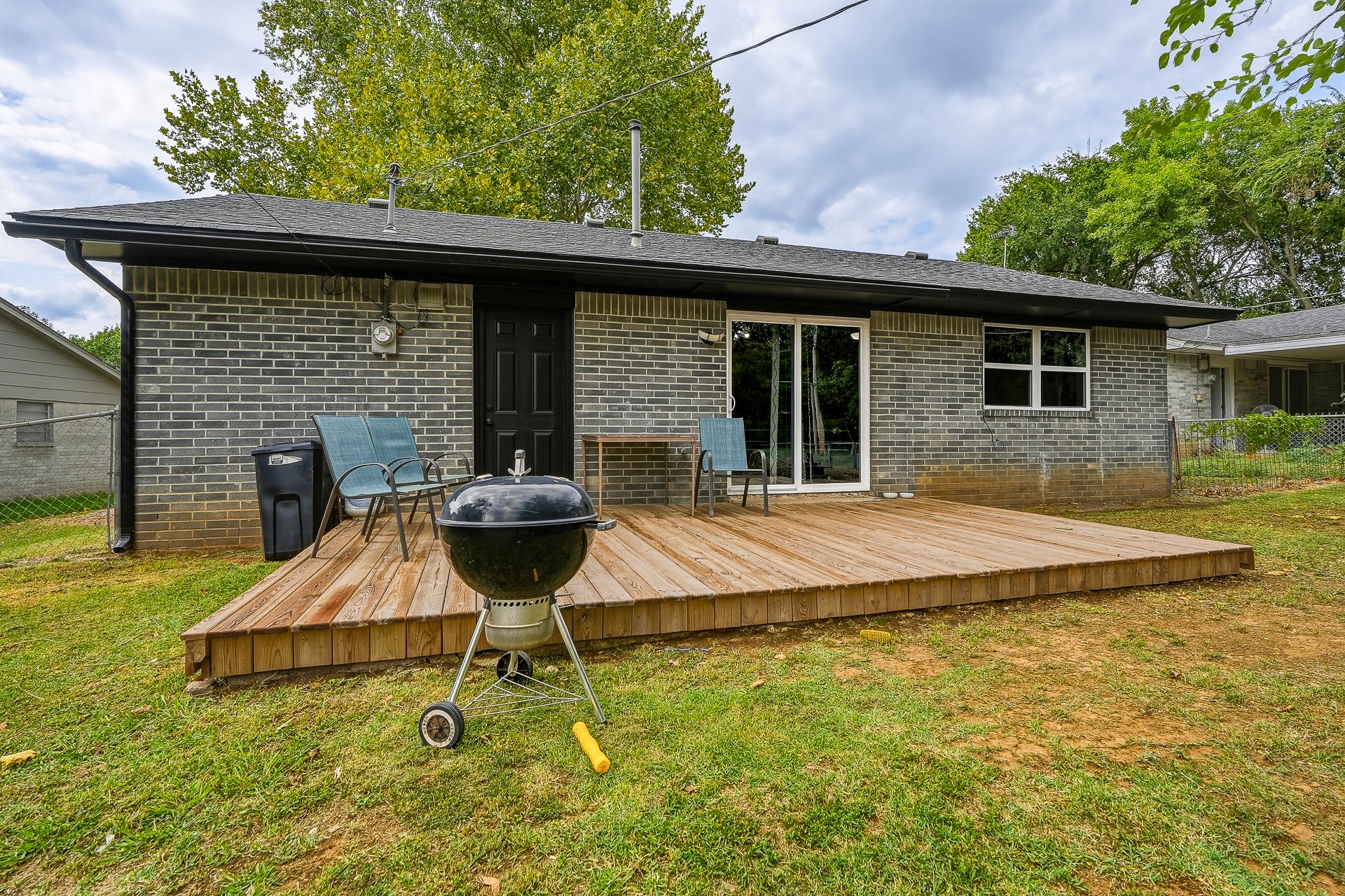 905 Charles Drive Property Photo 25