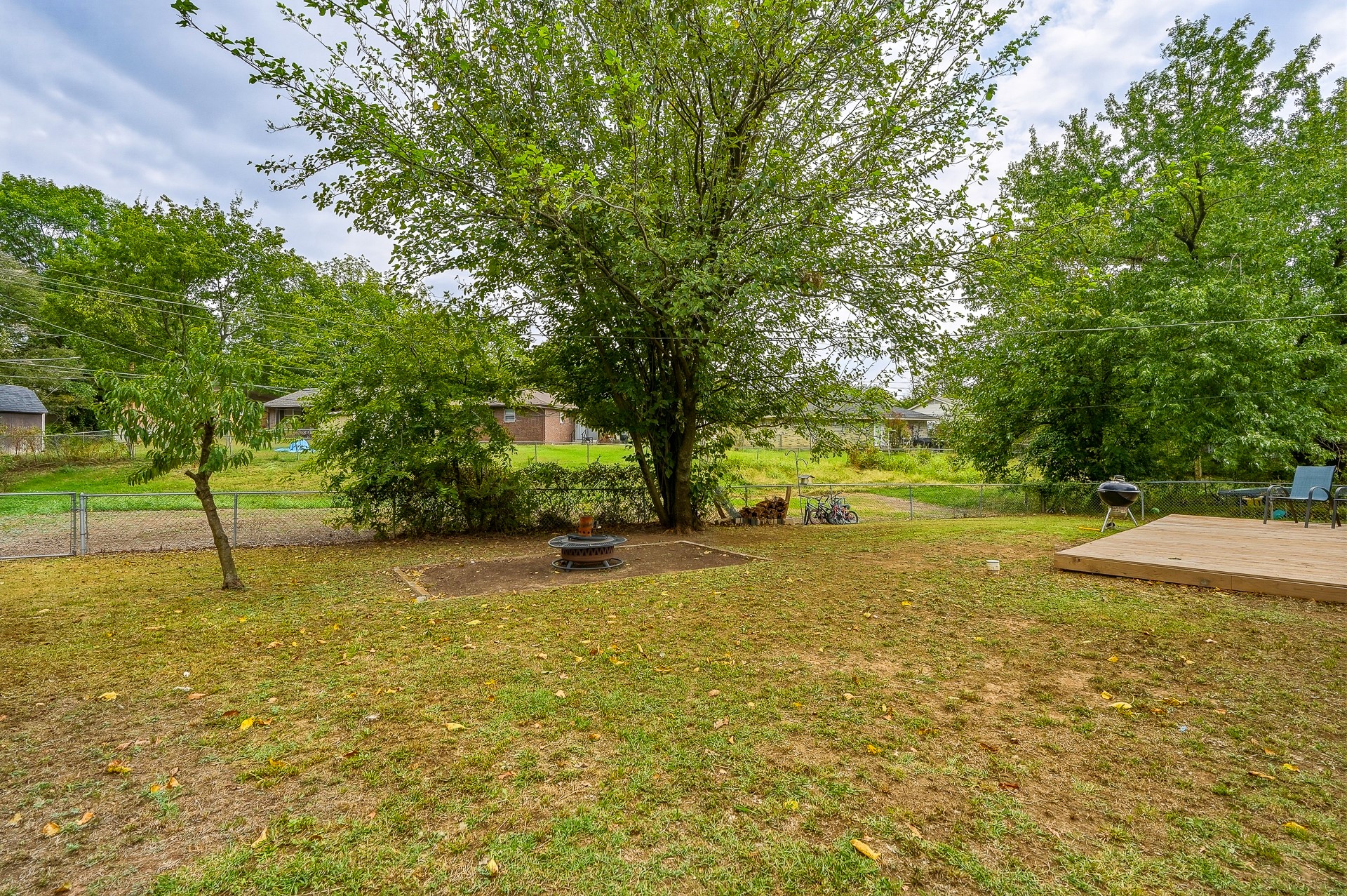 905 Charles Drive Property Photo 27