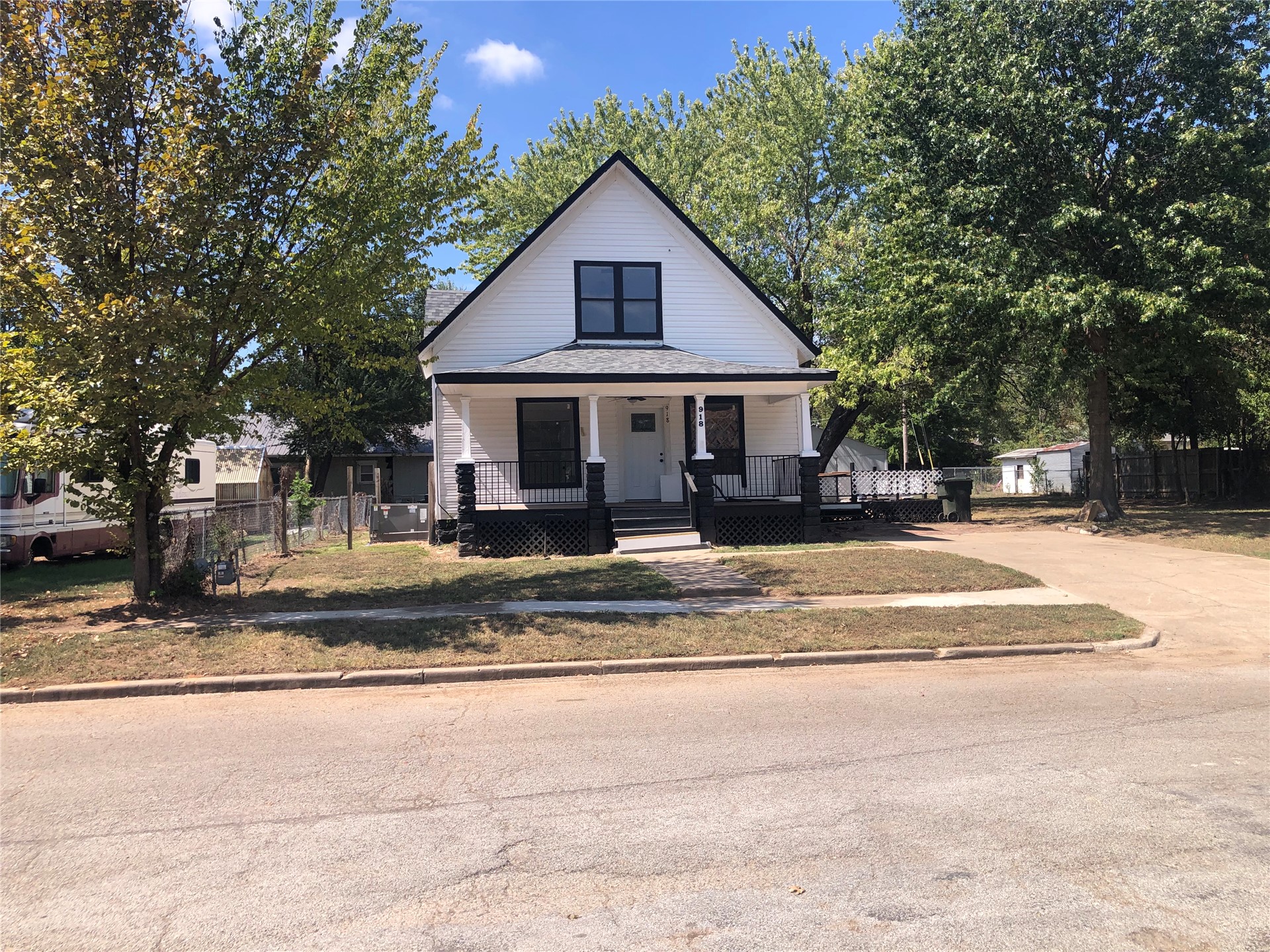 918 S Florida Street Property Photo 1