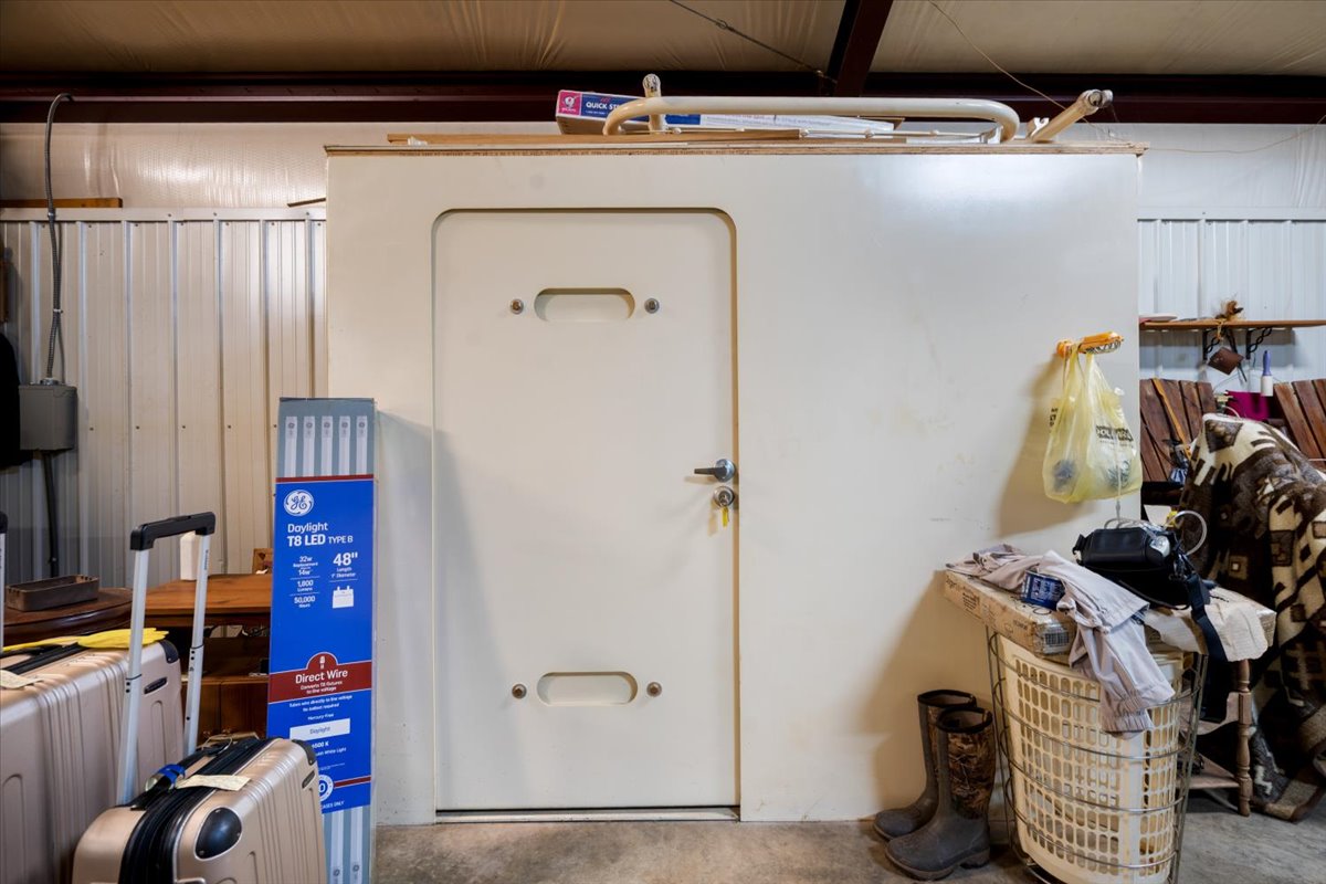 135 Washington Boulevard Property Photo 23