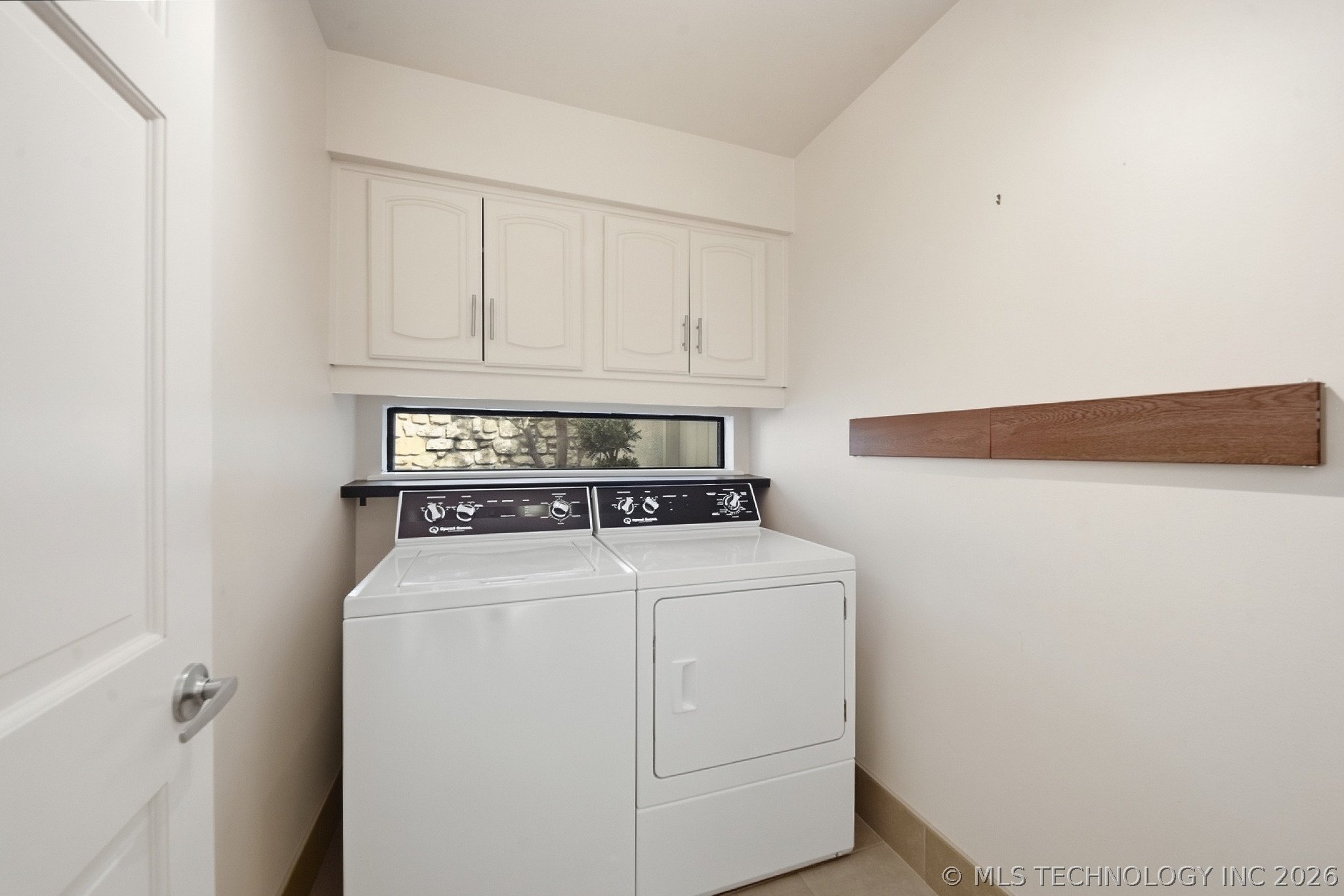 7426 S Gary Place Property Photo 14