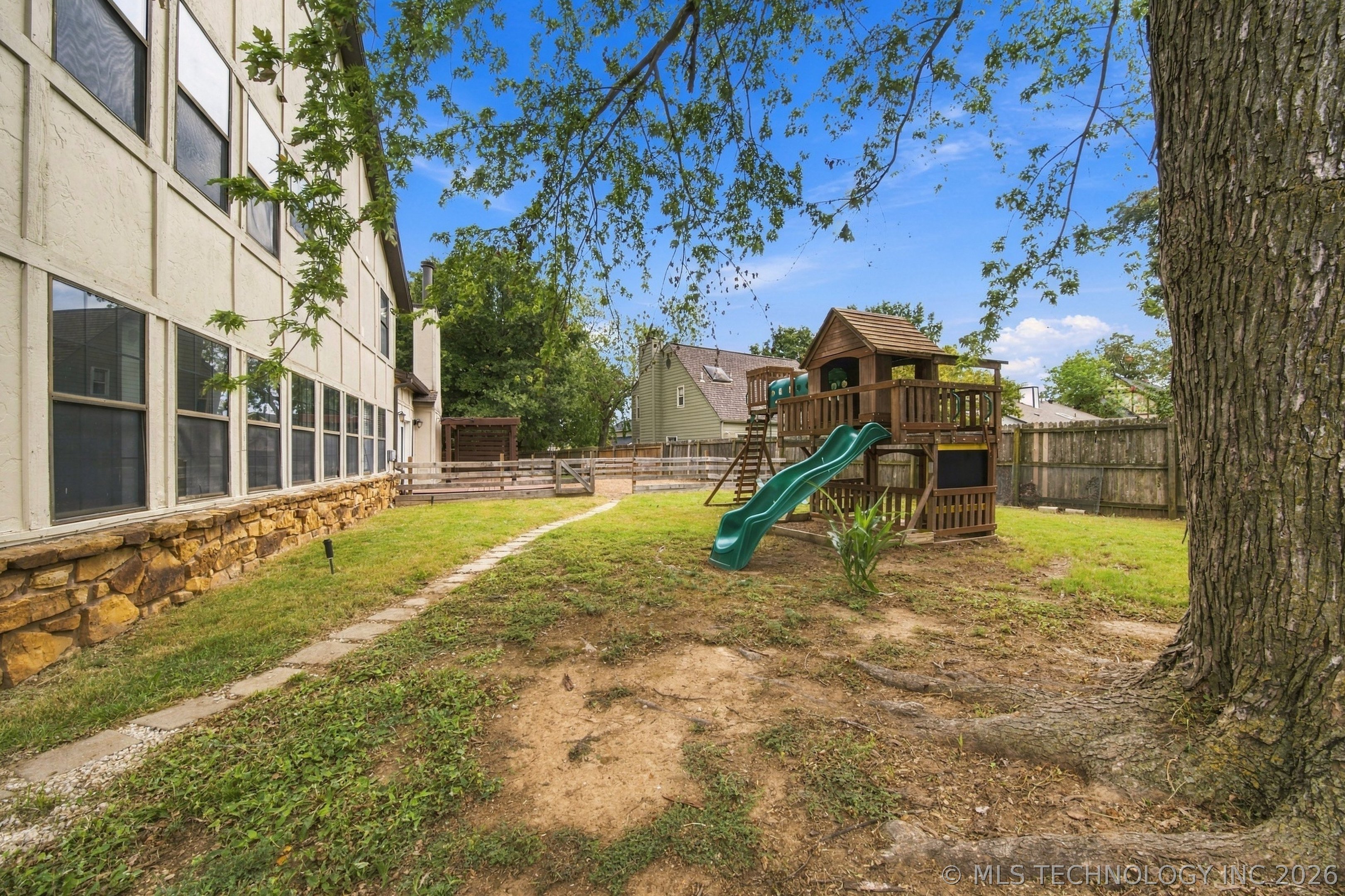7316 E 85th Street Property Photo 48