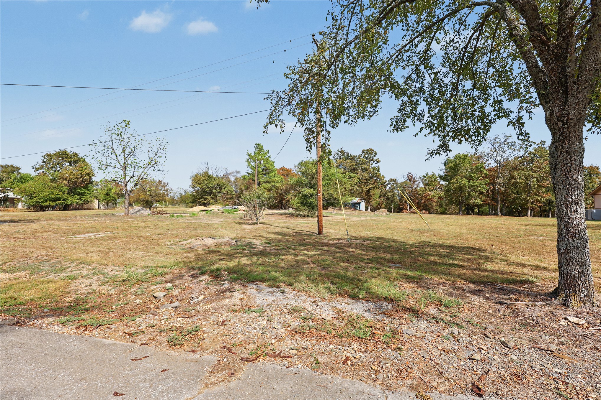 30812 S 550 Road Property Photo 2
