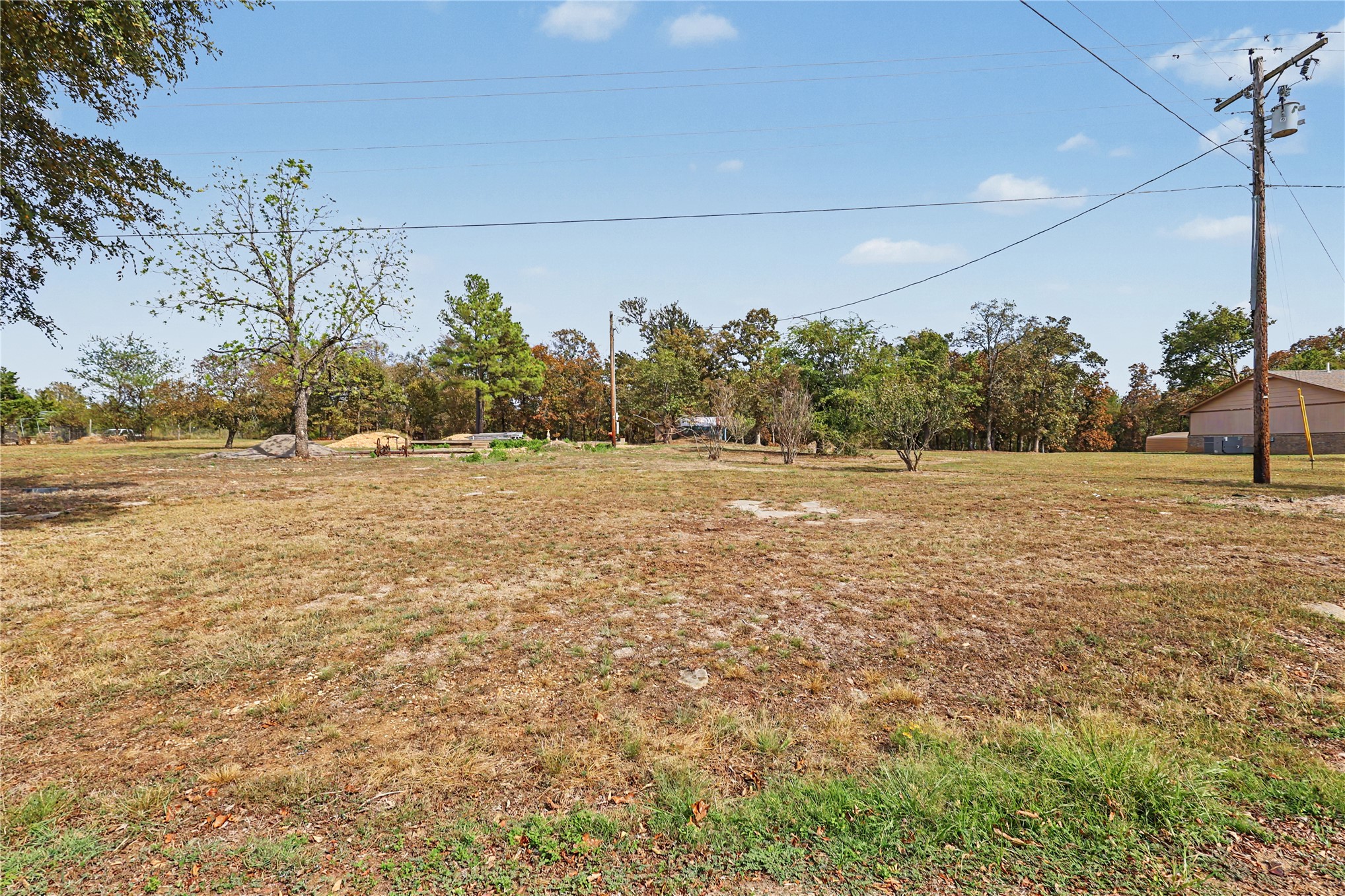 30812 S 550 Road Property Photo 4